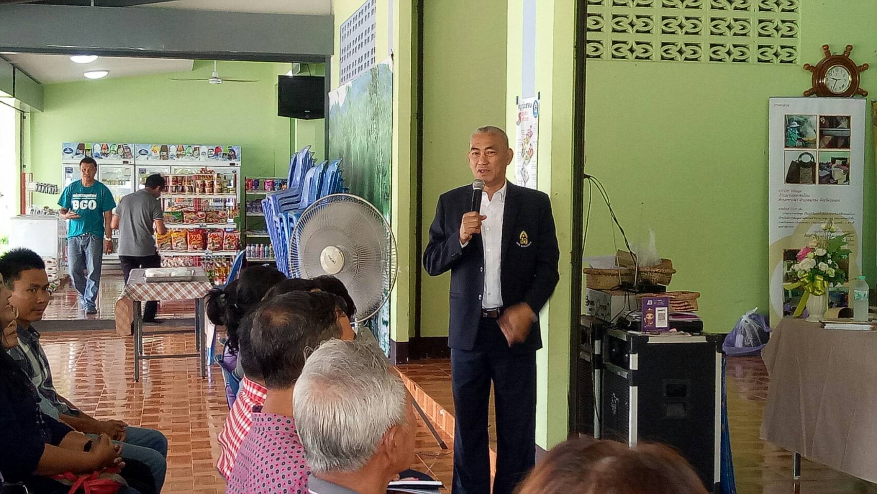 22 พฤษภาคม 2561 ดำเนินการประเมินการพัฒนาการท่องเที่ยวโดยชุมชน ณ กลุ่ม OTOP กระจูด บ้านมาบเหมาชะโอน