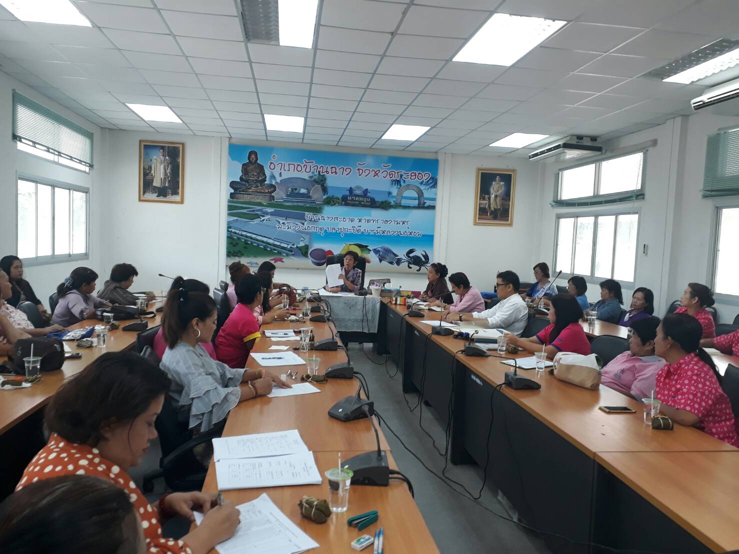 22 พฤษภาคม 2561 ติดตามหนี้กองทุนพัฒนาบทบาทสตรี ในพื้นที่อำเภอบ้านฉาง