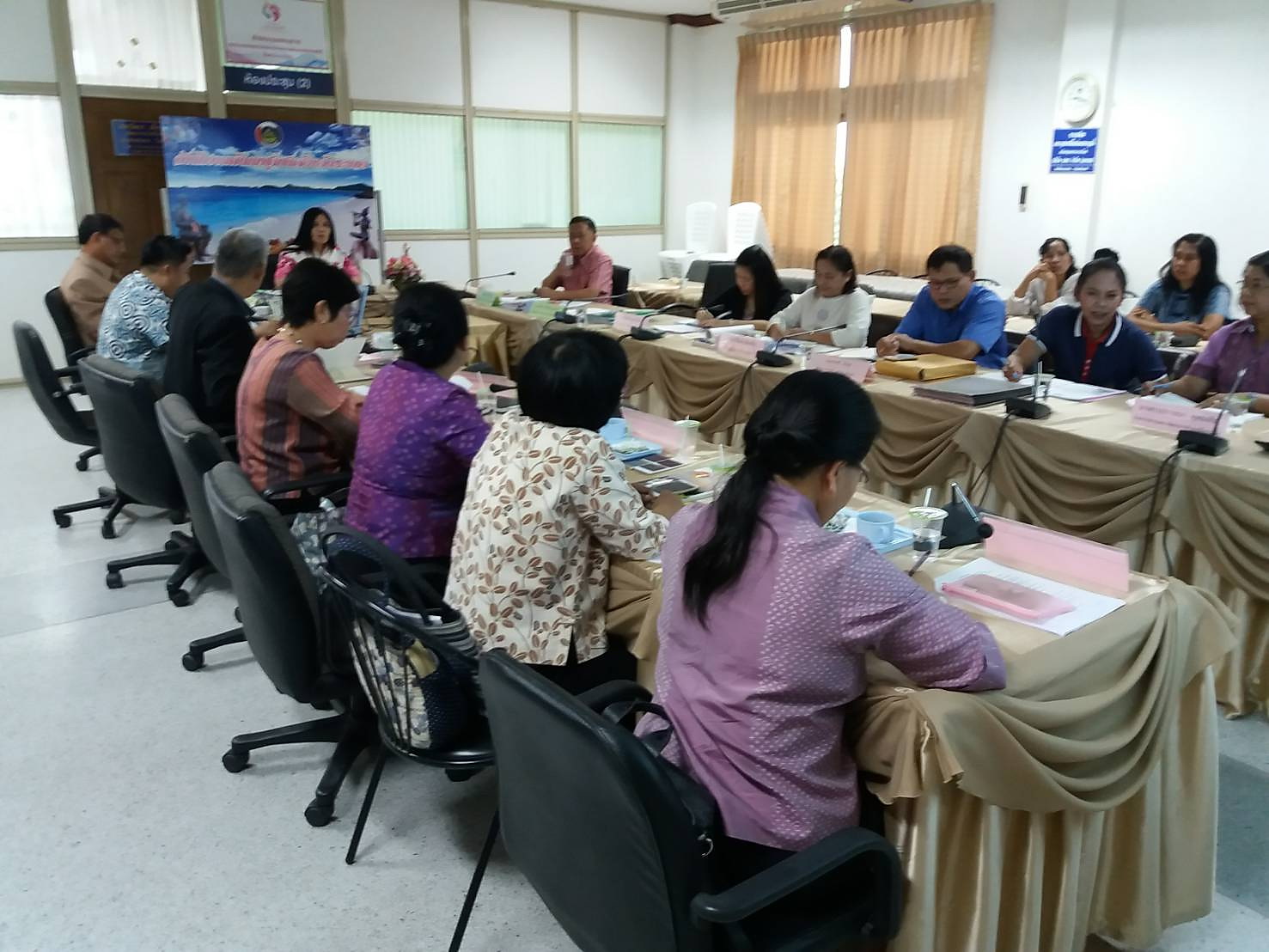 26 มิถุนายน 2561 ตรวจติดตามผลการดำเนินงานพัฒนาชุมชนประจำเดือนมิถุนายน 2561 และคัดเลือกข้าราชการดีเด่น นักประชาสัมพันธ์ดีเด่น และพัฒนาชุมชนใสสะอาด