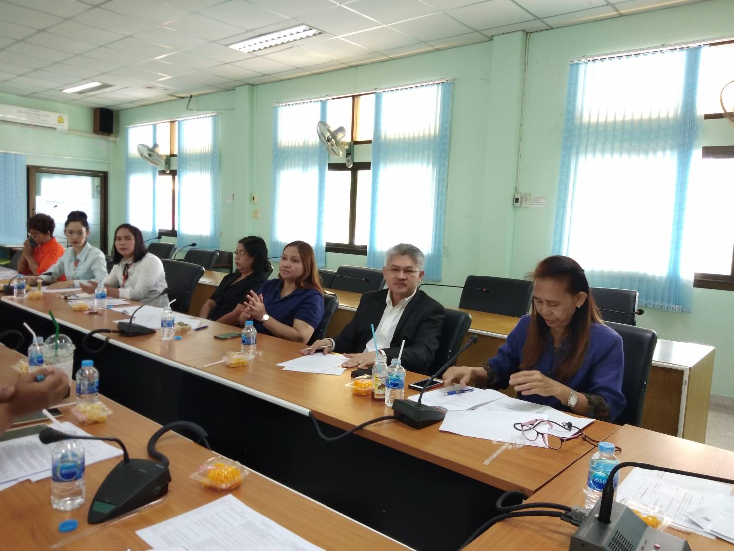 20 มิถุนายน 2561 ติดตามสนันสนุนการขับเคลื่อนโครงการไทยนิยมยั่งยืน ที่ว่าการอำเภอเมืองระยอง