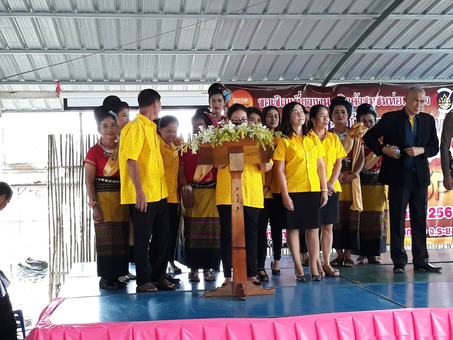 19 กันยายน 2561 เปิดชุมชนท่องเที่ยว OTOP นวัตวิถี บ้านชากมันเทศ ม.4 ต.แม่น้ำคู้ อ.ปลวกแดง จ.ระยอง