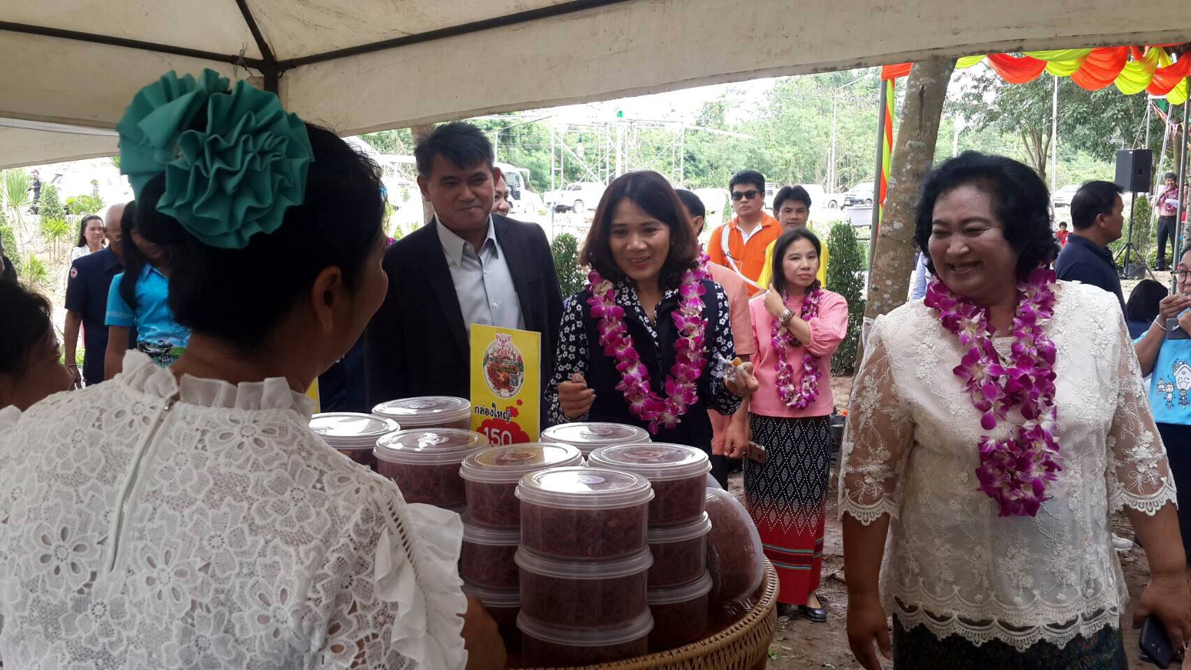 13 กันยายน 2561 พิธีเปิดชุมชนท่องเที่ยว OTOP นวัตวิถี บ้านชากอ้อย หมู่ที่ 6 ต.มะขามคู่ อ.นิคมพัฒนา จ.ระยอง