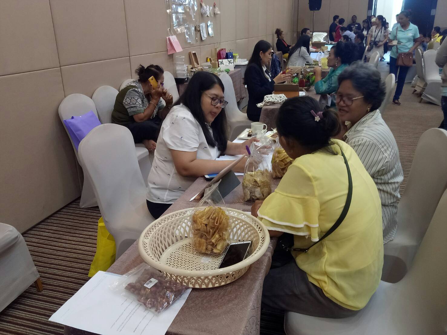 ครงการพัฒนาคุณภาพมาตรฐานผลิตภัณฑ์ OTOP กลุ่มปรับตัวสู่การพัฒนา  (Quadrant D)