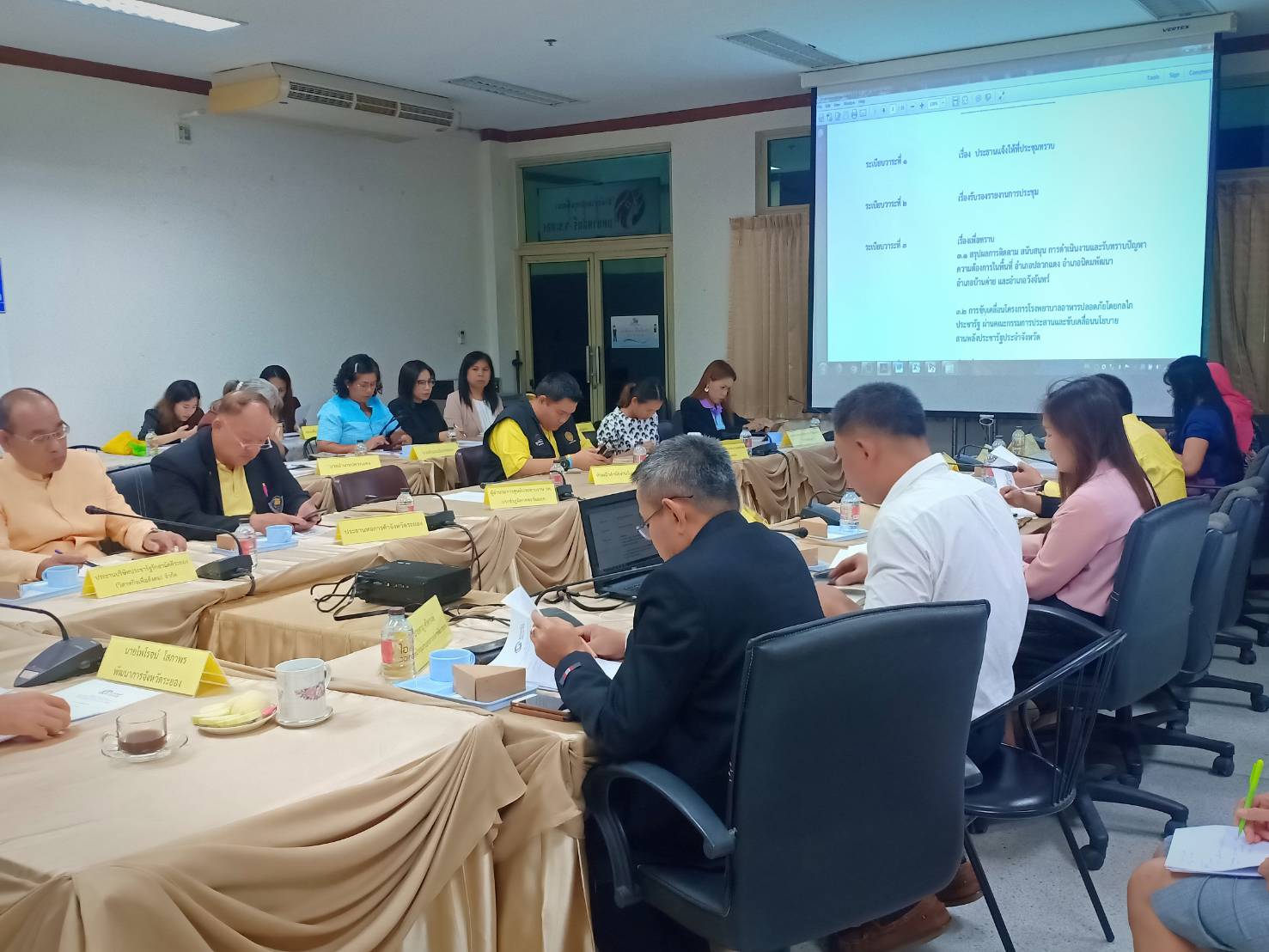 ขับเคลื่อนนโยบายสานพลังประชารัฐ