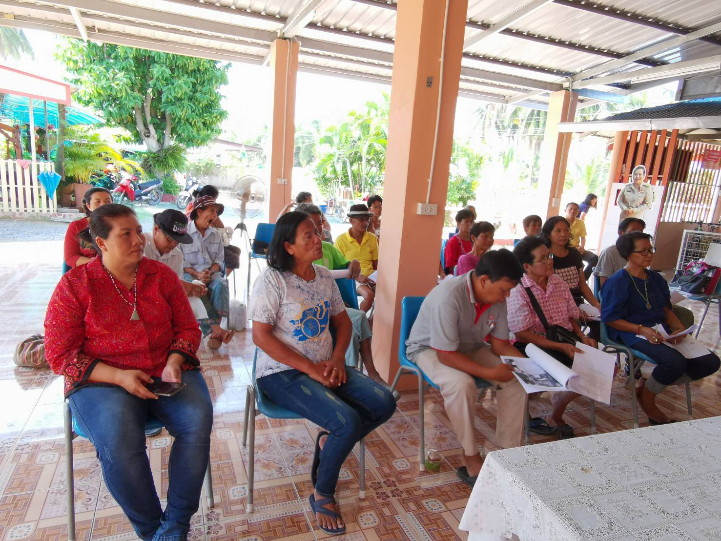 เวทีเรียนรู้สร้างจิตสำนึกการใช้น้ำและแนวทางการพัฒาอาชีพ ตามโครงการอาชีพเสริม เพิ่มพลังชุมชน ต้านภัยแล้งจังหวัดระยอง “ชุมชนน้ำดี” ต.สำนักท้อน