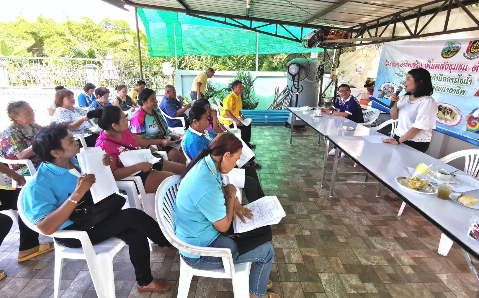 เวทีเรียนรู้สร้างจิตสำนึกการใช้น้ำและแนวทางการพัฒนาอาชีพบ้านเนินสำเหร่