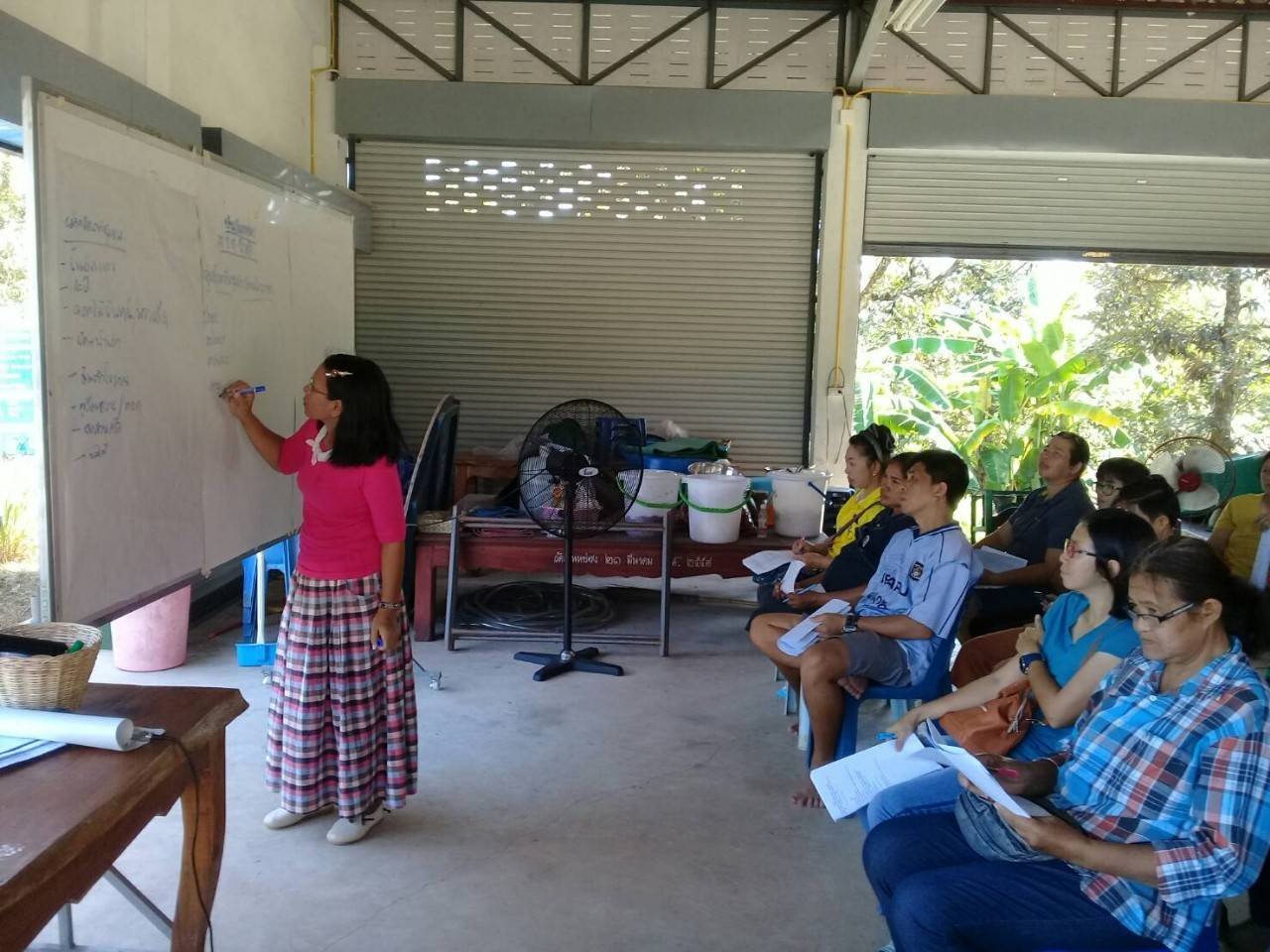 เวทีเรียนรู้สร้างจิตสำนึกการใช้น้ำและแนวทางการพัฒนาอาชีพบ้านเนินหย่อง