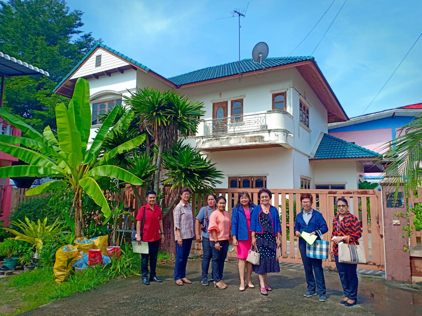 ติดตามหนี้ค้างชำระกองทุนพัฒนาบทบาทสตรีในพื้นที่อำเภอบ้านค่าย