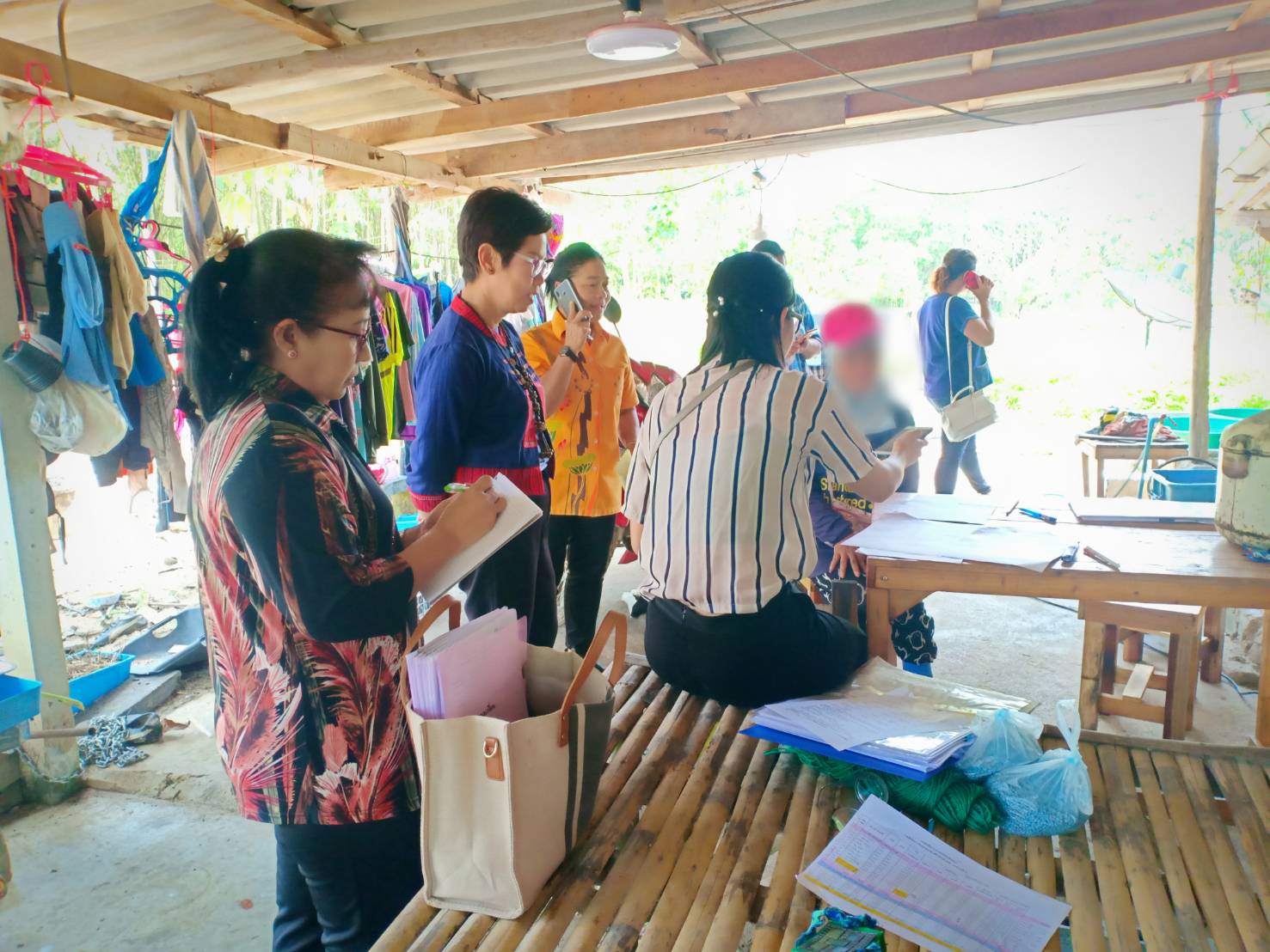 ติดตามหนี้ค้างชำระกองทุนพัฒนาบทบาทสตรีในพื้นที่อำเภอบ้านค่าย