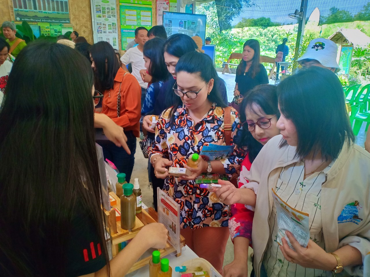 พช.ระยองสานสัมพันธ์ สร้างสรรค์ประสิทธิภาพงานพัฒนาชุมชน ประจำปี 2562