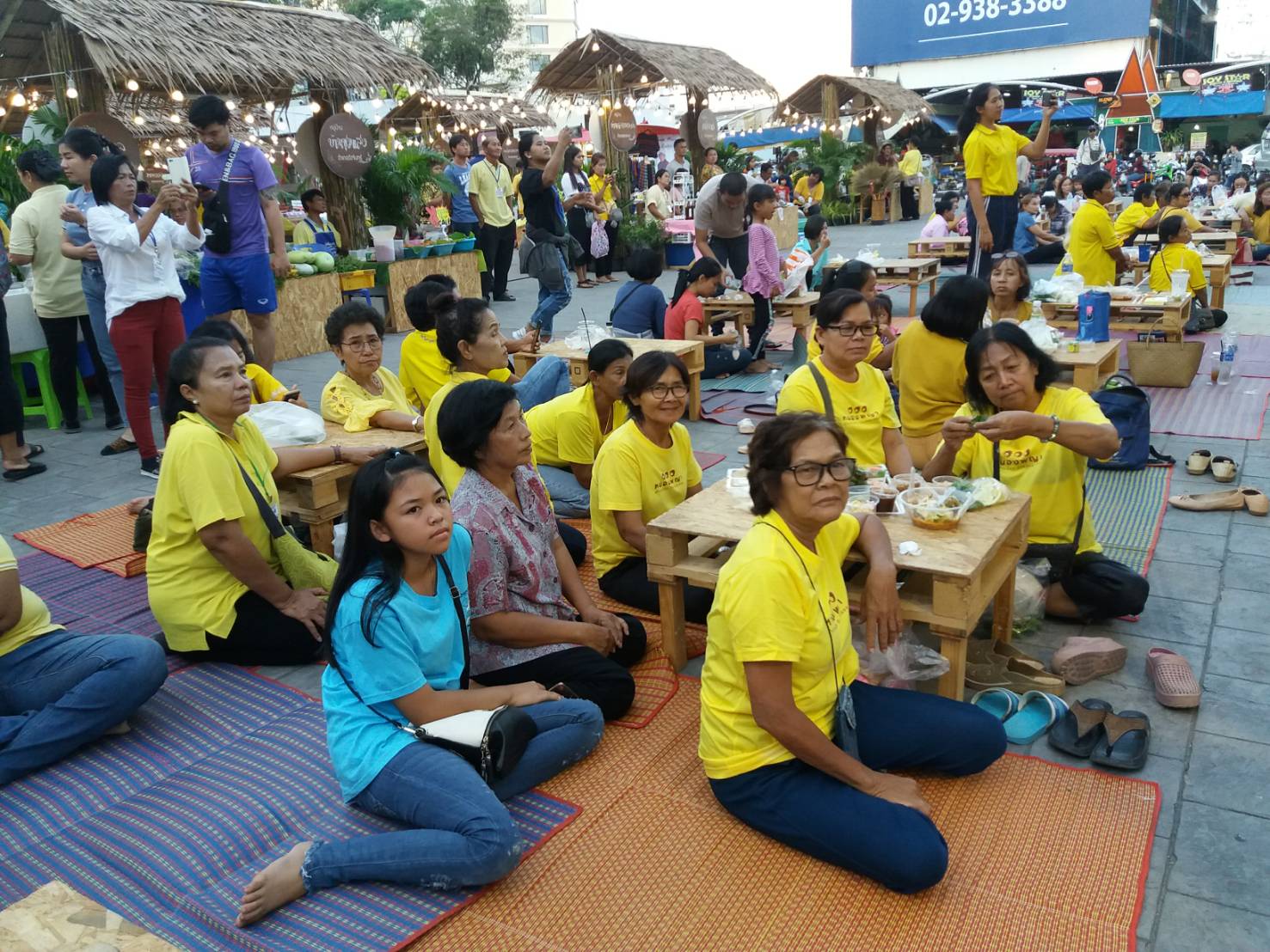 เปิดงานส่งเสริมการตลาด สร้างรายได้ให้ชุมชน “ตลาดชุมชนน้ำดี” ครั้งที่ 1