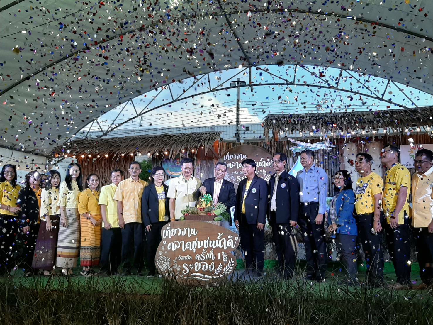 เปิดงานส่งเสริมการตลาด สร้างรายได้ให้ชุมชน “ตลาดชุมชนน้ำดี” ครั้งที่ 1