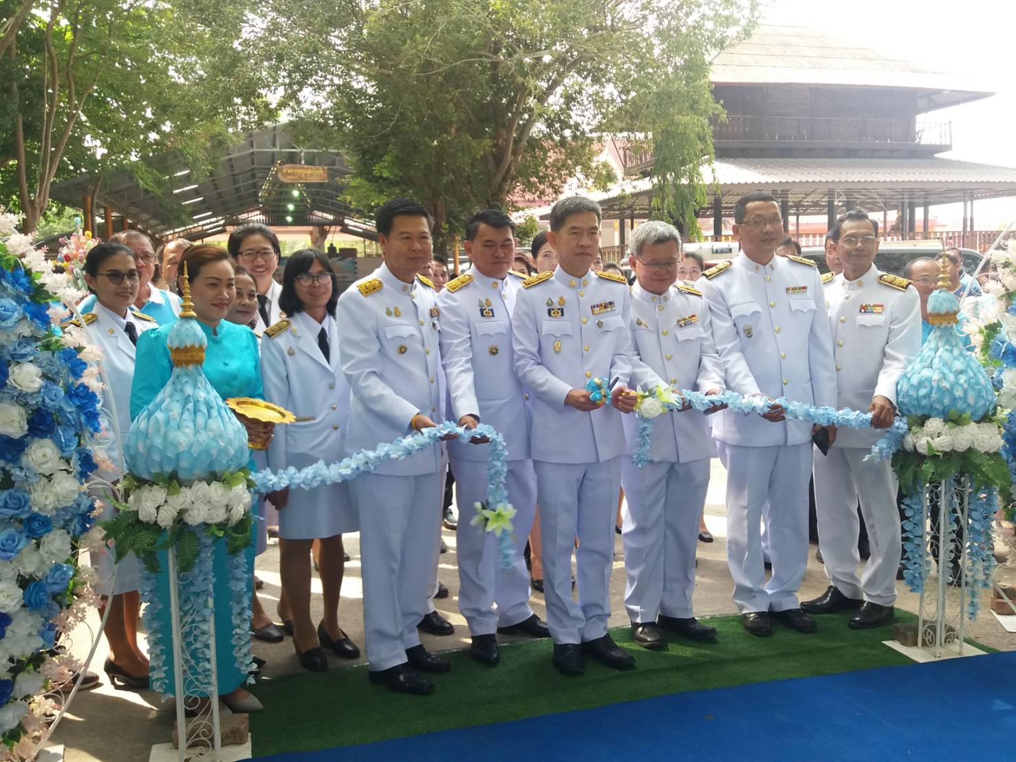 พิธีมอบเงินขวัญถุงกองทุนแม่ของแผ่นดิน และพิธีทอดผ้าป่าสมทบกองทุนแม่ของแผ่นดิน จังหวัดระยอง ประจำปี 2562