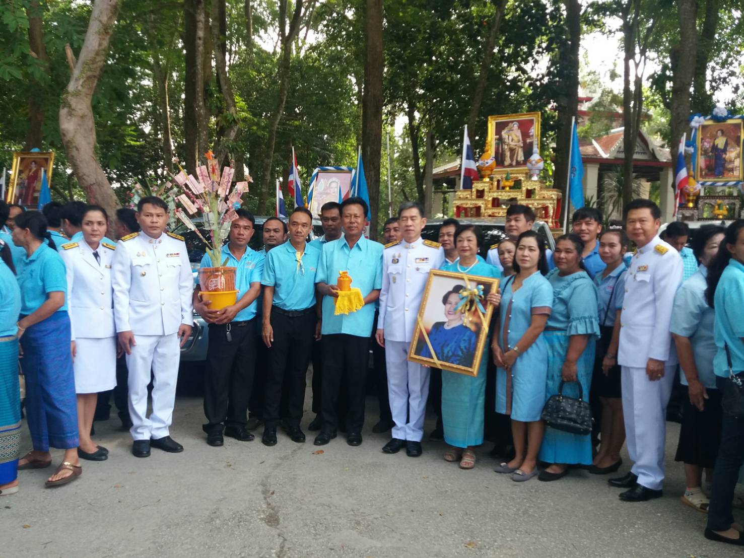 พิธีมอบเงินขวัญถุงกองทุนแม่ของแผ่นดิน และพิธีทอดผ้าป่าสมทบกองทุนแม่ของแผ่นดิน จังหวัดระยอง ประจำปี 2562