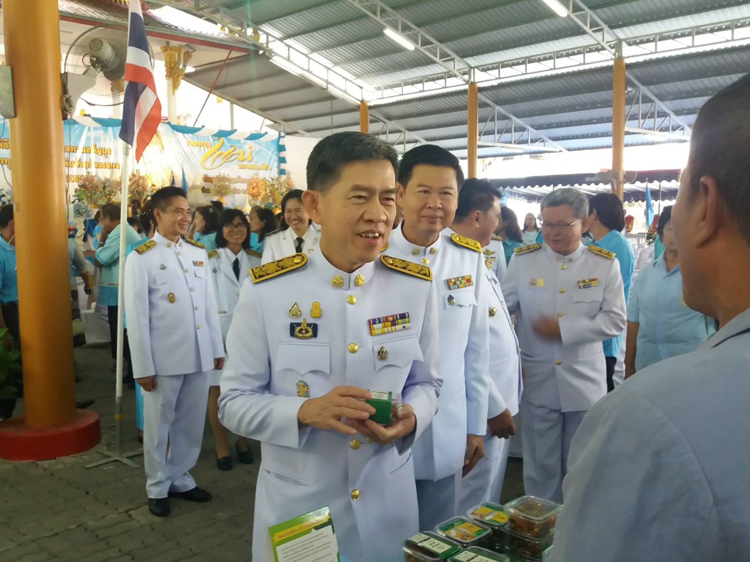 พิธีมอบเงินขวัญถุงกองทุนแม่ของแผ่นดิน และพิธีทอดผ้าป่าสมทบกองทุนแม่ของแผ่นดิน จังหวัดระยอง ประจำปี 2562