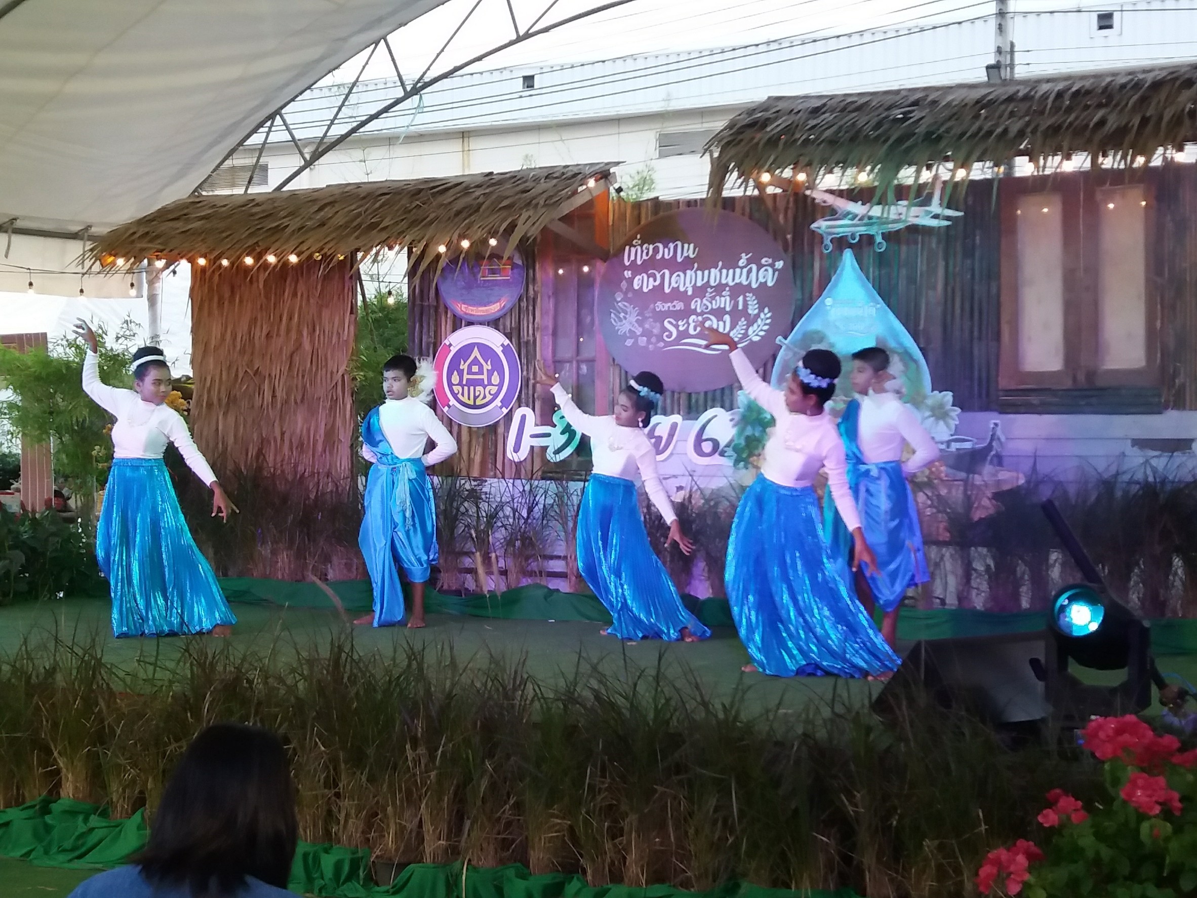 เปิดงานส่งเสริมการตลาด สร้างรายได้ให้ชุมชน “ตลาดชุมชนน้ำดี” ครั้งที่ 1