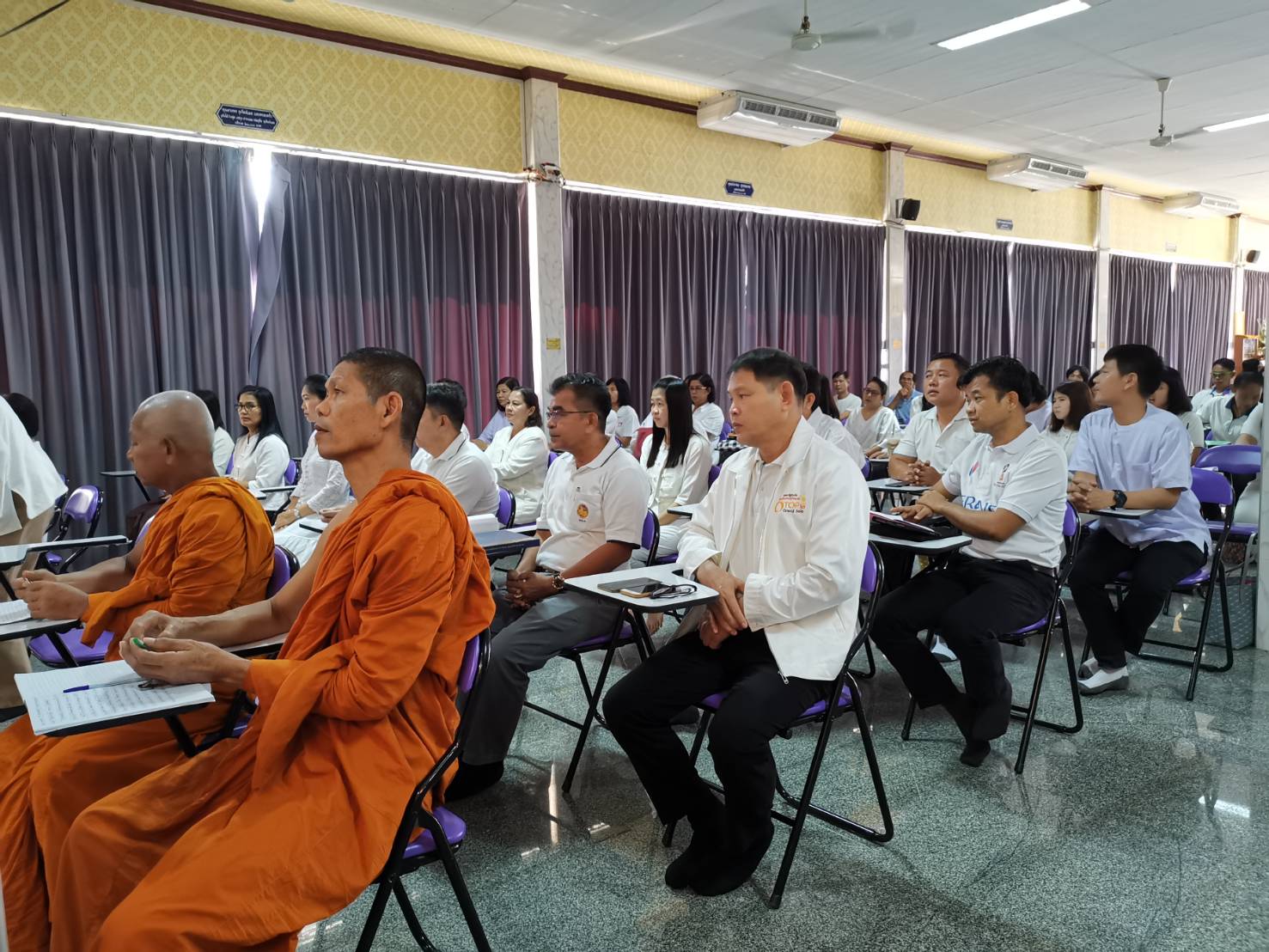 พช.ระยอง จับมือเข้าวัด ร่วมกิจกรรมในโครงการเสริมสร้างจริยธรรม