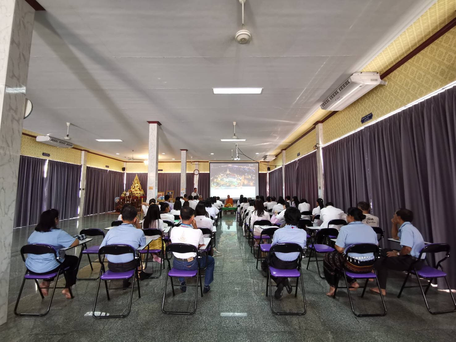 พช.ระยอง จับมือเข้าวัด ร่วมกิจกรรมในโครงการเสริมสร้างจริยธรรม