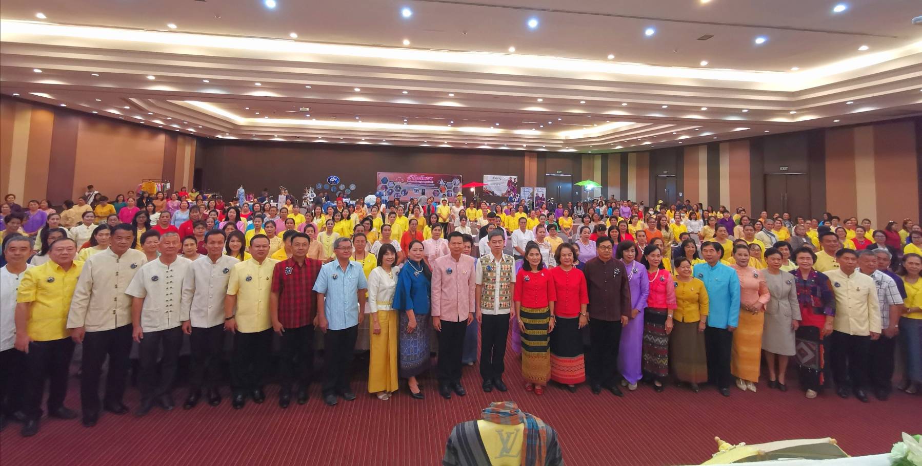 จังหวัดระยอง ผนึกกำลัง MOU “สืบสาน อนุรักษ์ศิลป์ผ้าถิ่นไทย ดำรงไว้ในแผ่นดิน”