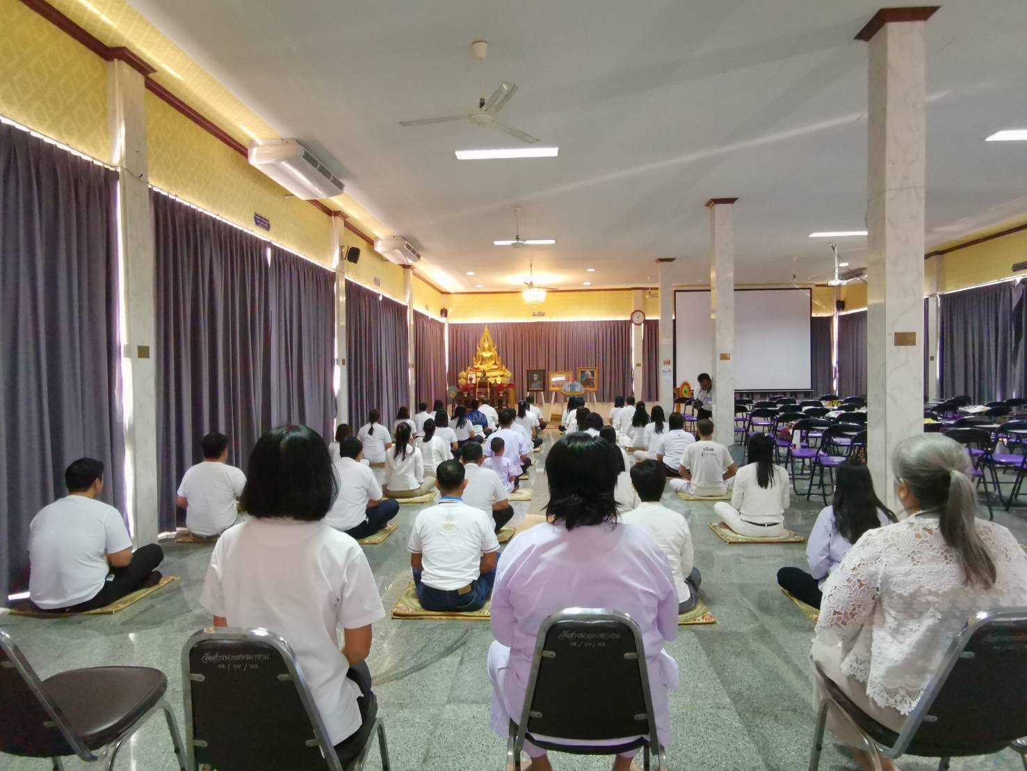 พช.ระยอง จับมือเข้าวัด ร่วมกิจกรรมในโครงการเสริมสร้างจริยธรรม