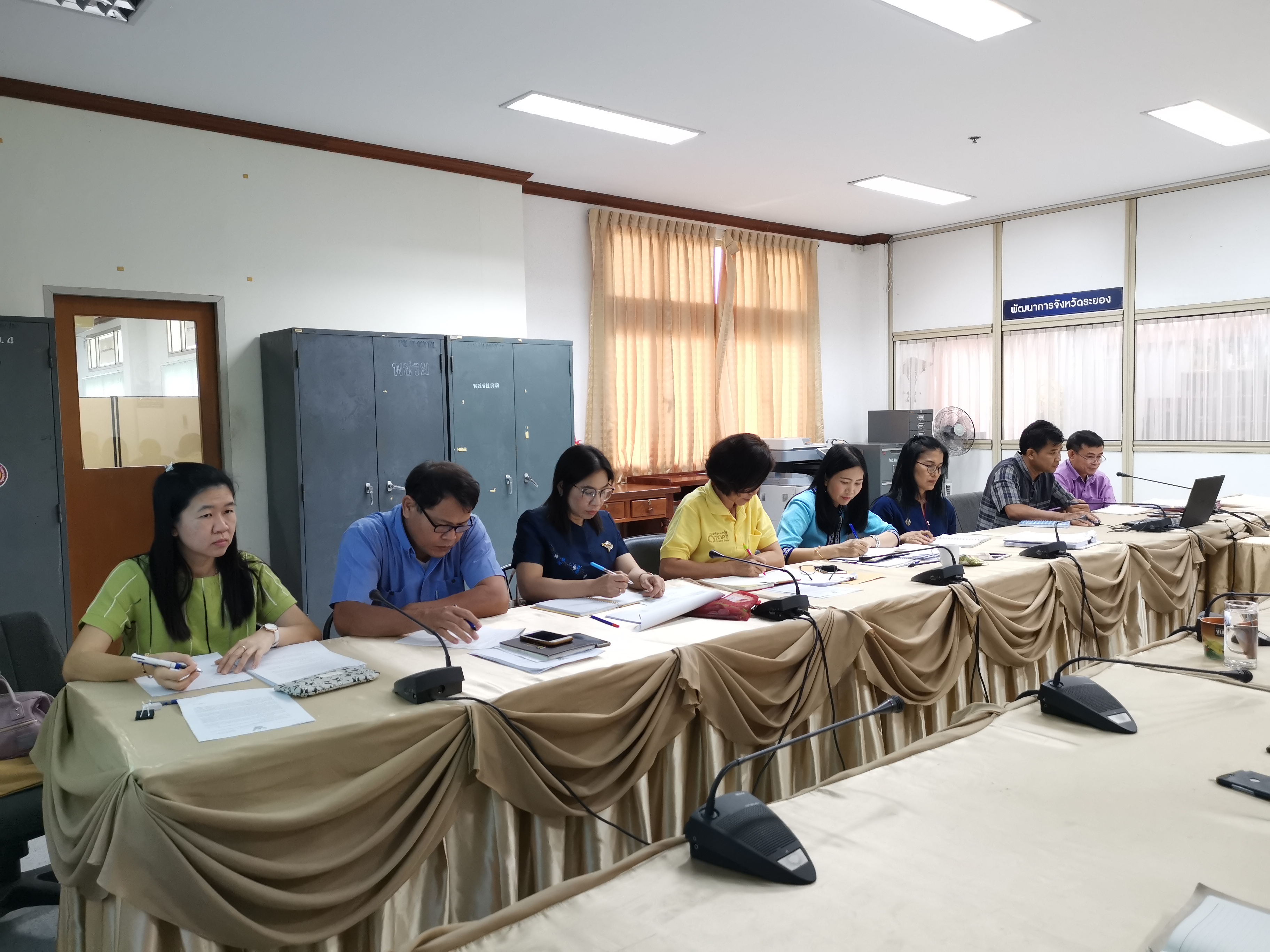 “ระยอง ชี้แจงงบประมาณตามยุทธศาสตร์กรมการพัฒนาชุมชน ปี 2563”