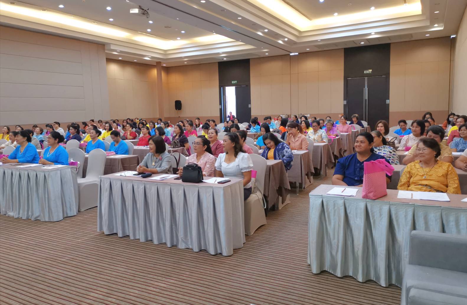 พช.ระยอง สร้างความรู้ความเข้าใจขับเคลื่อนยุทธศาสตร์กองทุนพัฒนาบทบาทสตรี