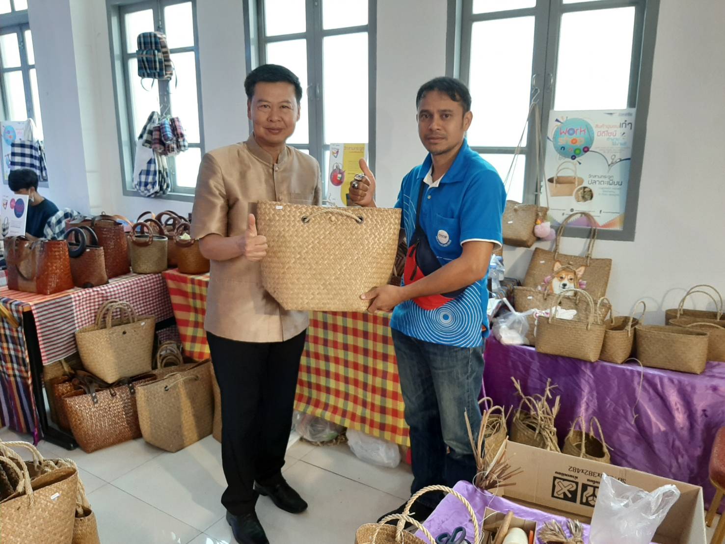 “พช.ระยอง ร่วมเยี่ยมชมงานเทศกาลงานออกแบบกรุงเทพฯ 2563”