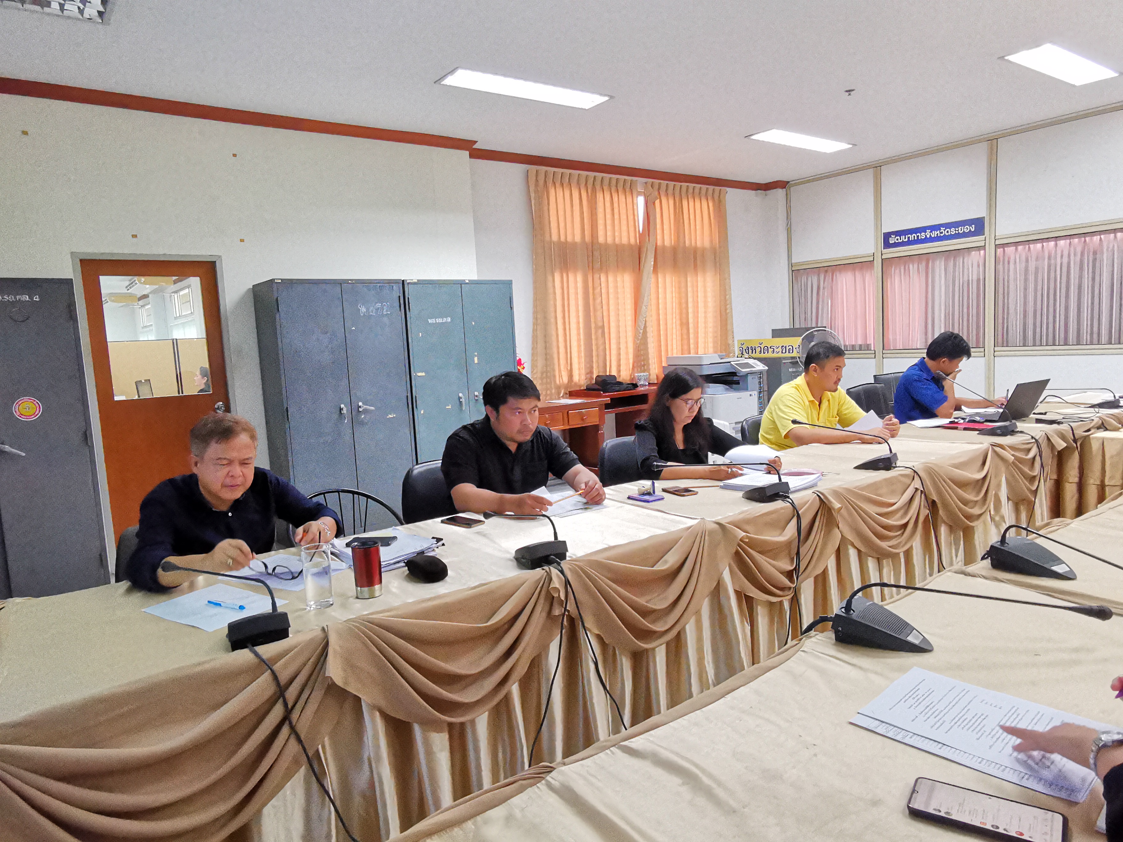 “พช.ระยอง ประชุมคณะทำงานนิเทศ ติดตาม และสนับสนุนการดำเนินงานพัฒนาชุมชน”
