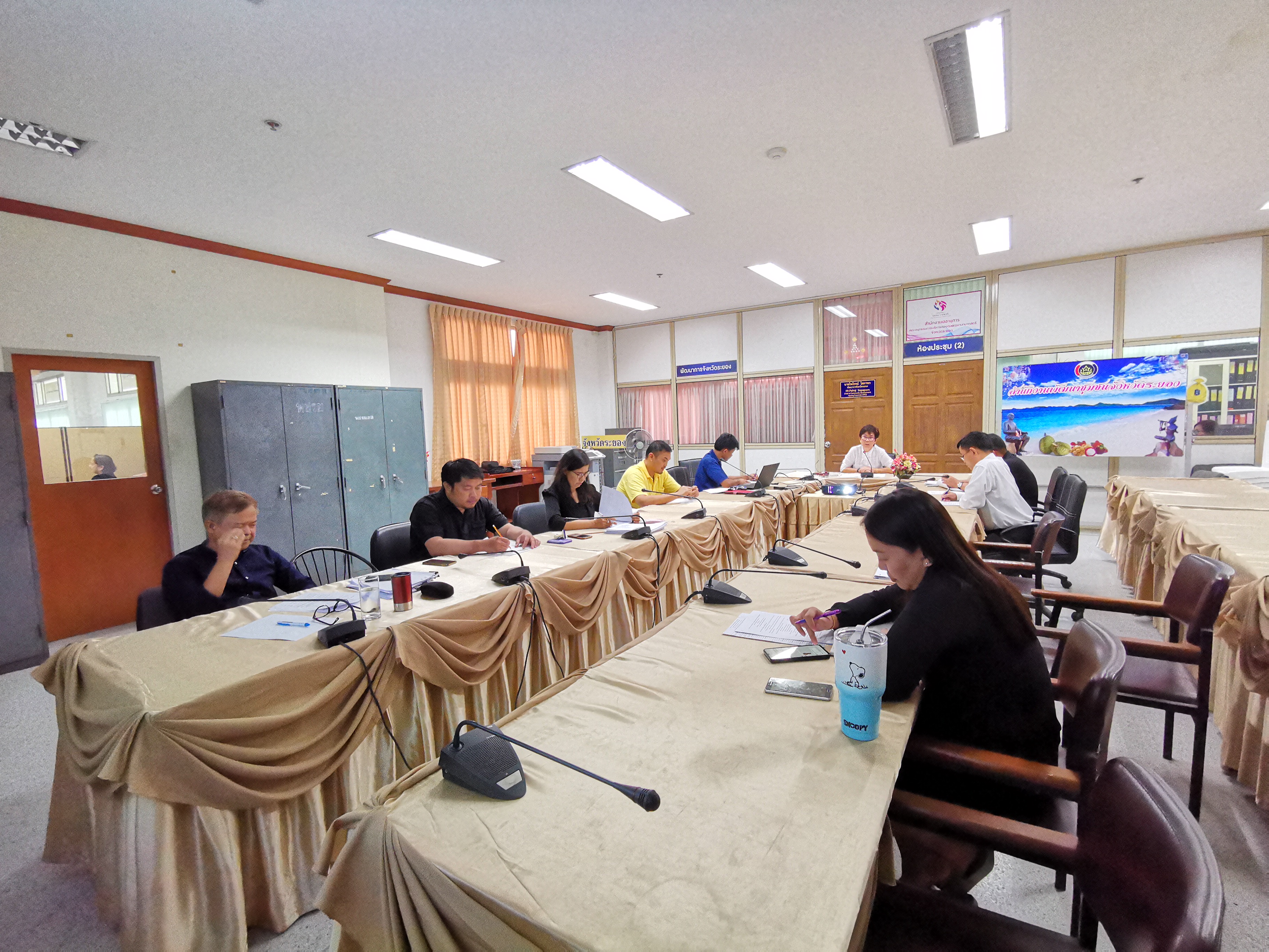 “พช.ระยอง ประชุมคณะทำงานนิเทศ ติดตาม และสนับสนุนการดำเนินงานพัฒนาชุมชน”