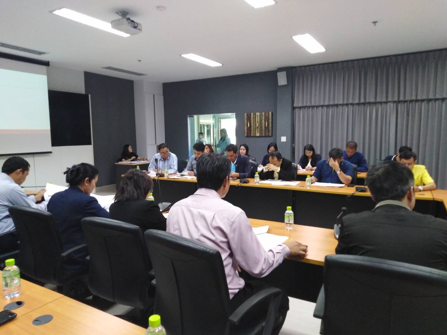 การประชุมพิจารณาขอรับงบประมาณสนับสนุน​ ตามโครงการพัฒนาพื้นที่ตามแนวพระราชดำริและหลักปรัชญาของเศรษฐกิจพอเพียง​ ประจำปีงบประมาณ​ พ.ศ.​2563