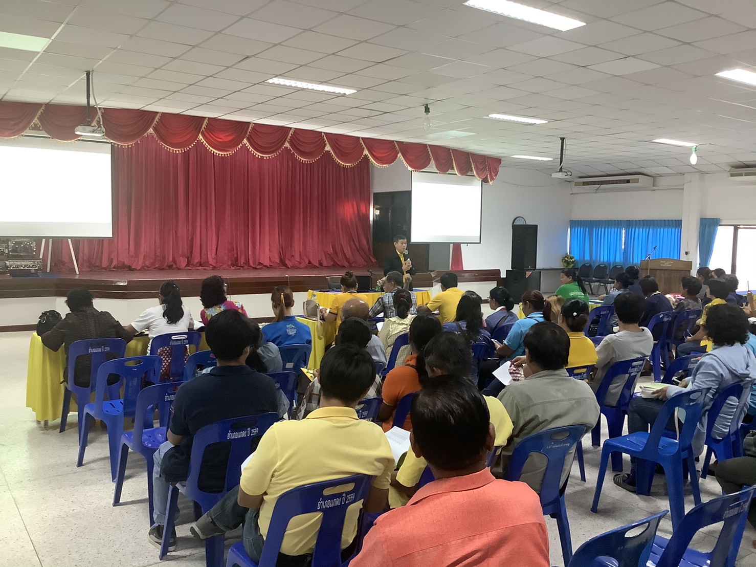 “สนับสนุนการขับเคลื่อนสัมมาชีพชุมชนปี 2563”