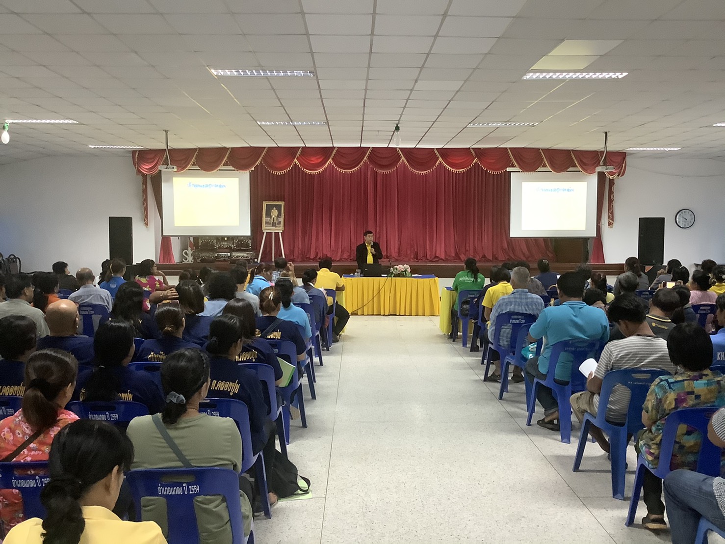 “สนับสนุนการขับเคลื่อนสัมมาชีพชุมชนปี 2563”