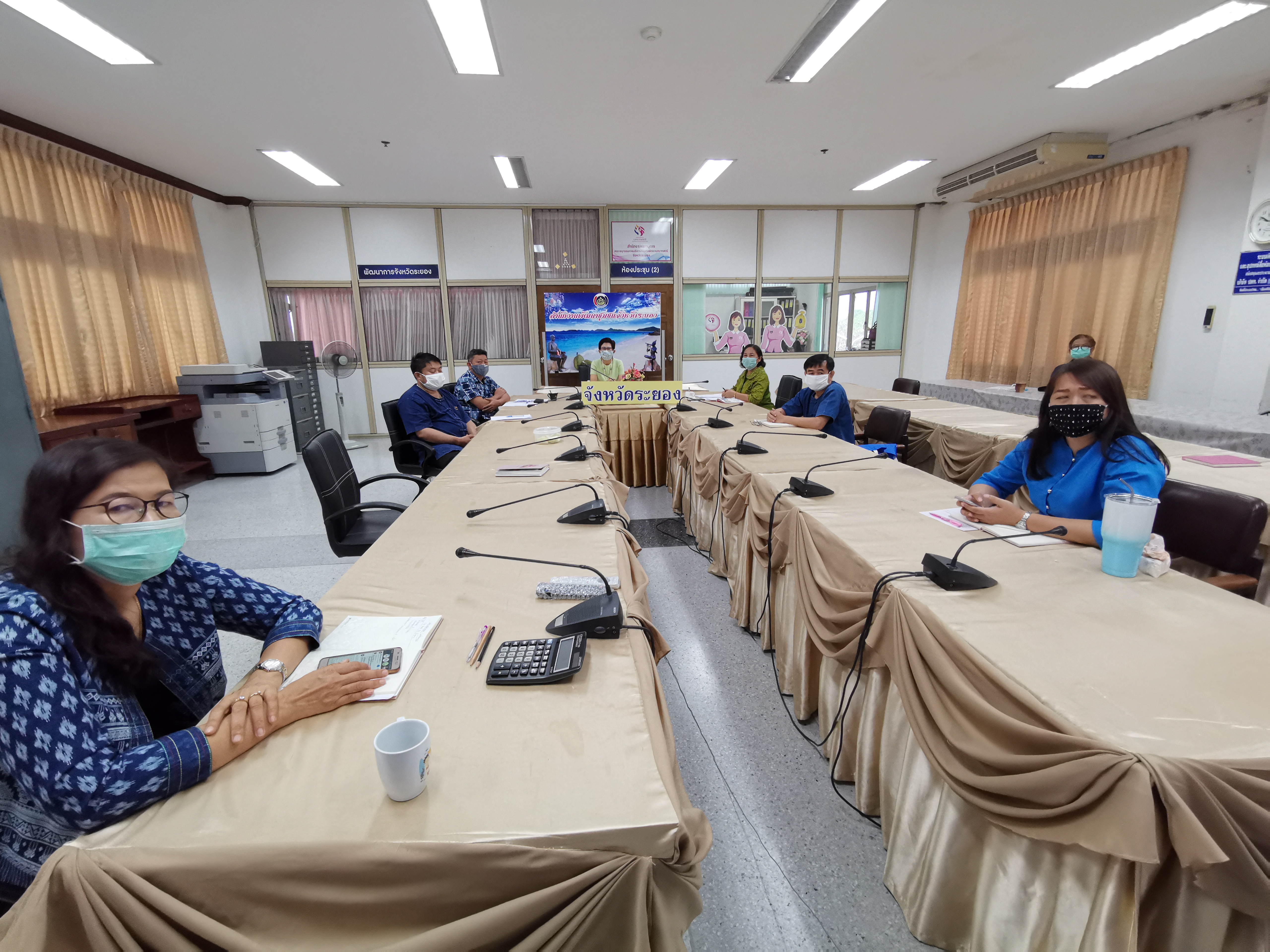 “พช.ระยอง ร่วมรับชมการประชุมกรมการพัฒนาชุมชน ครั้งที่ 3/2563”