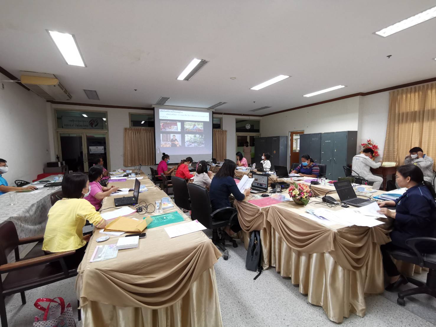 “จังหวัดระยอง ประชุมเชิงปฏิบัติการการจัดทำฐานข้อมูลสารสนเทศ ระดับจังหวัด (ครู ข)”