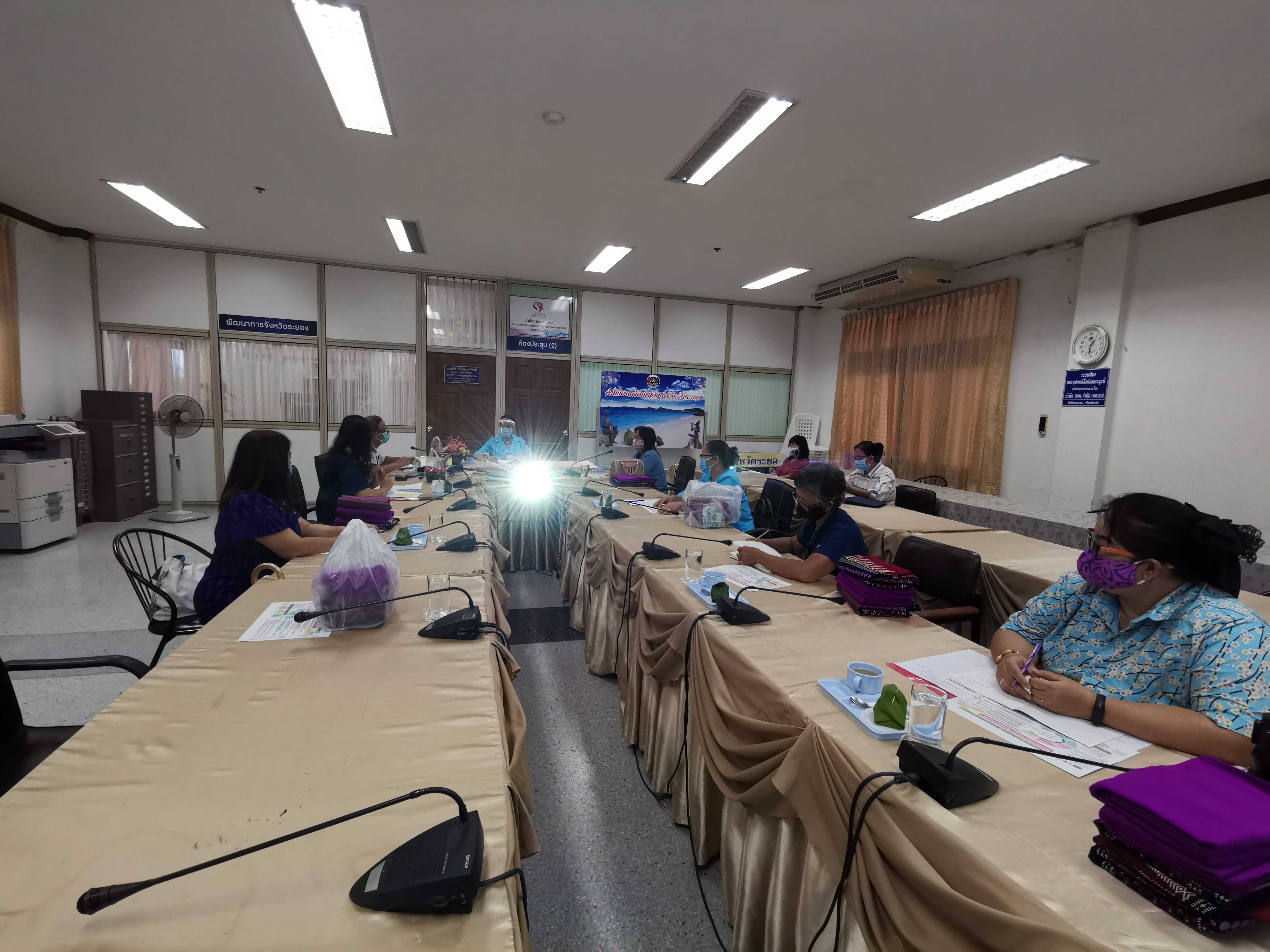 พช.ระยอง…ประชุมคณะกรรมการพัฒนาสตรีจังหวัดระยอง