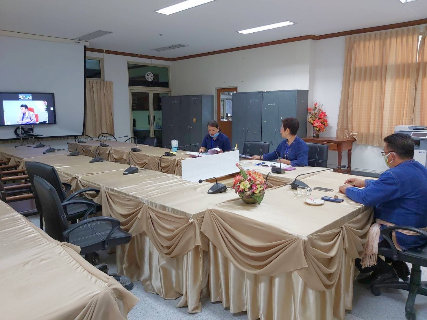 พช.ระยอง​ ร่วมประชุมคณะกรรมการอำนวยการขับเคลื่อนแผนปฏิบัติการ 90 วัน “ปลูกผักสวนครัว เพื่อสร้างความมั่นคงทางอาหาร” ผ่านระบบ Video​ Conference