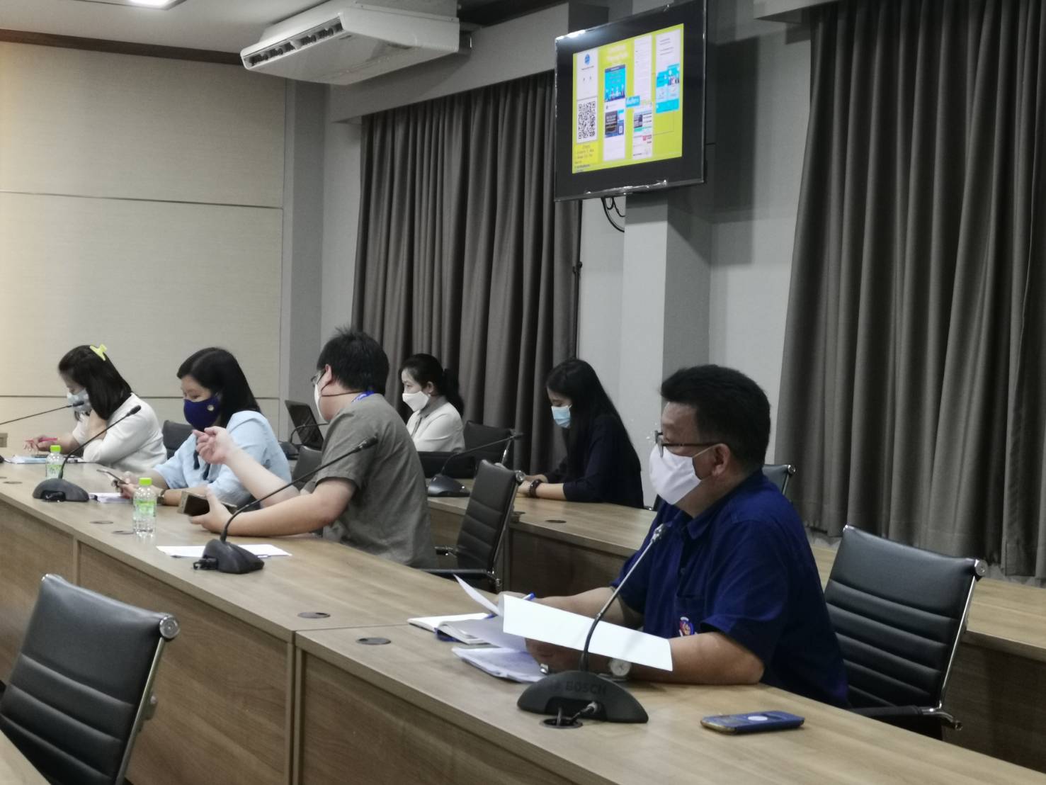 “พัฒนาการจังหวัดระยอง ประชุมคณะทำงานเผยแพร่ประชาสัมพันธ์การป้องกันควบคุมแก้ไขการแพร่ระบาดของเชื้อไวรัสโคโรนา 2019 (COVID-19) ผ่านทางกลุ่ม Line Official Account “Rayong Fight Covid””