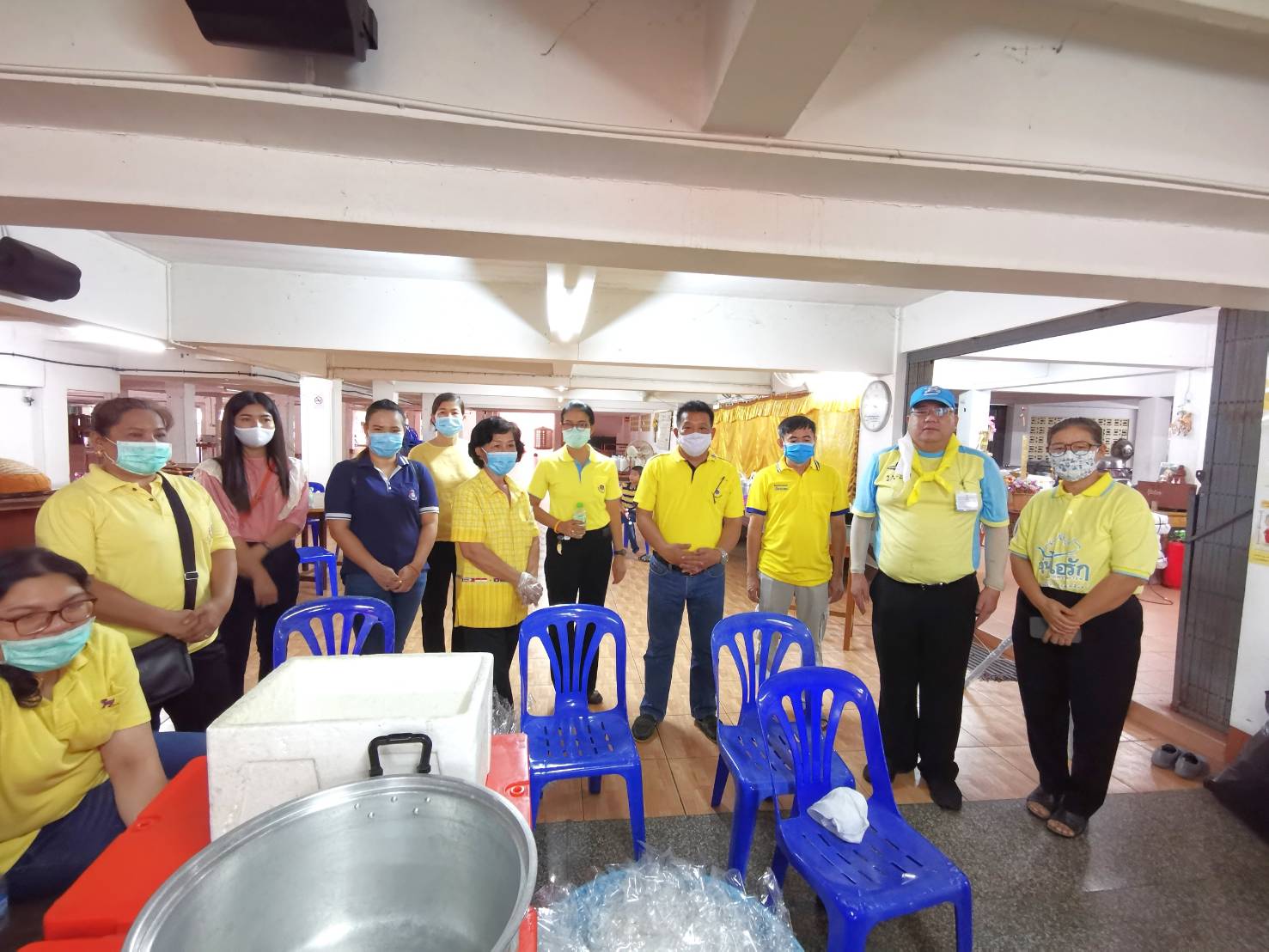 “พช.จังหวัดระยอง ร่วมกิจกรรมบรรจุอาหาร ส่งต่อให้กับผู้ด้อยโอกาสในสถานการณ์โควิด -19”