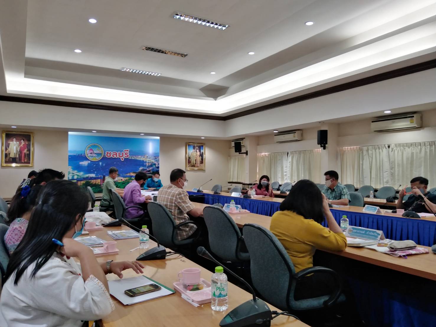 ?? “พัฒนาชุมชนจังหวัดระยอง ร่วมประชุมสรุปผลการดำเนินงานโครงการพัฒนาหมู่บ้านคนรักษ์ช้างตามหลักปรัชญาของเศรษฐกิจพอเพียงในหมู่บ้านคชานุรักษ์”