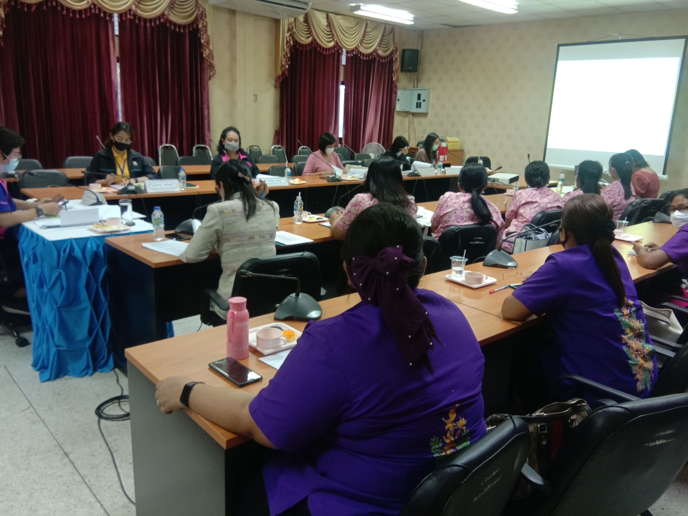 ?? “พัฒนาชุมชนจังหวัดระยอง ลงพื้น..ที่เฟ้นคัดเลือกคนกองทุนพัฒนาบทบาทสตรีดีเด่น ปี 2563 (วันที่ 2)”