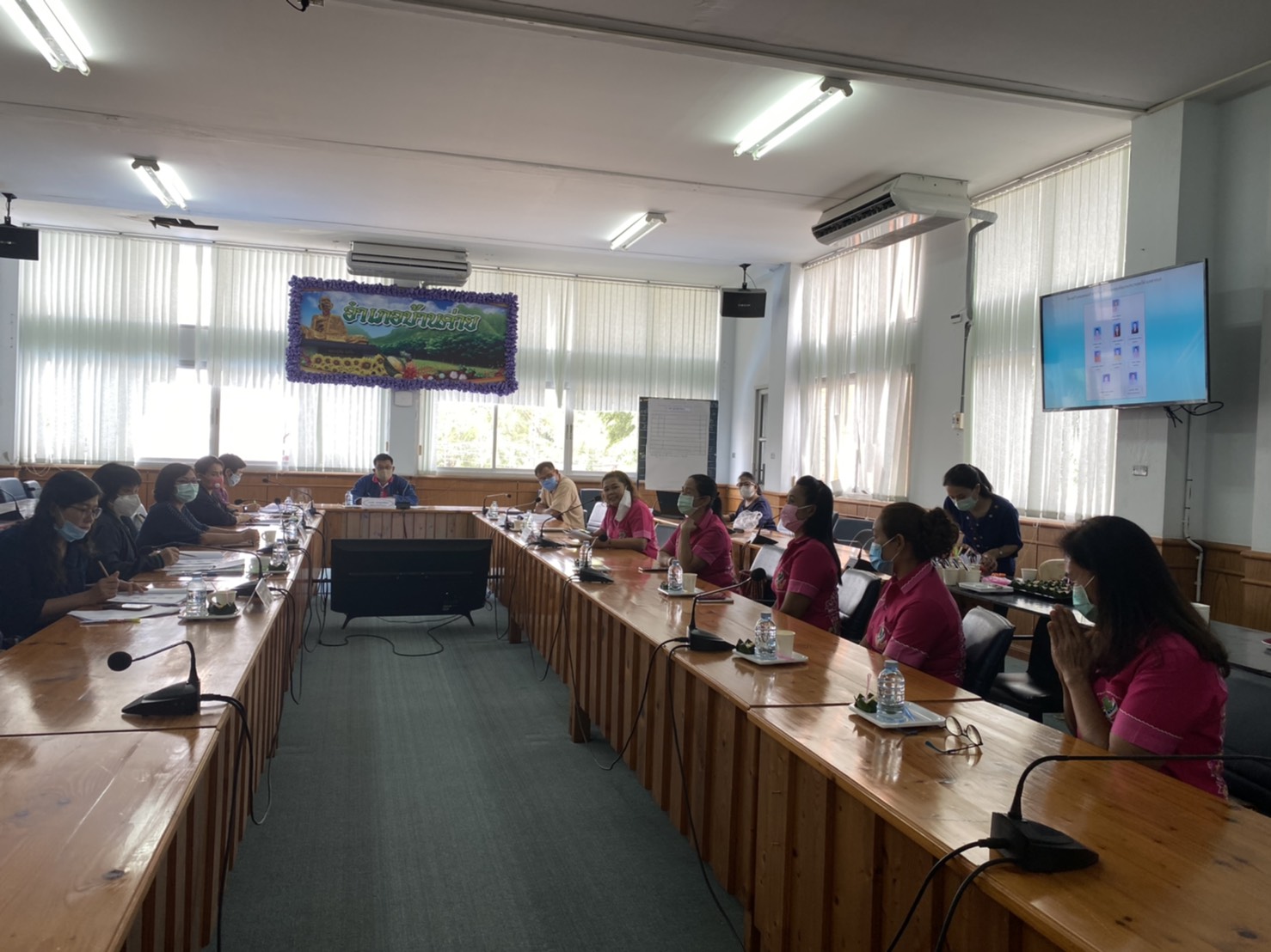 พัฒนาชุมชนจังหวัดระยอง ลงพื้น..ที่เฟ้นคัดเลือกคนกองทุนพัฒนาบทบาทสตรีดีเด่น ปี 2563 (วันที่ 3)