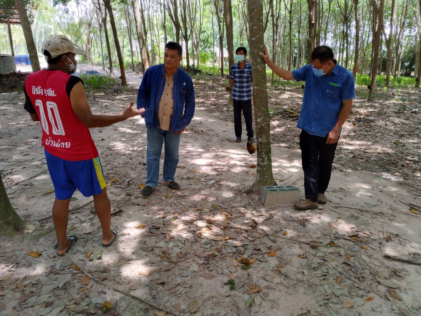 พัฒนาชุมชนจังหวัดระยอง ลงพื้นที่ ติดตามเยี่ยมเยือนผู้ประกอบการโอทอป และกลุ่มสัมมาชีพชุมชน