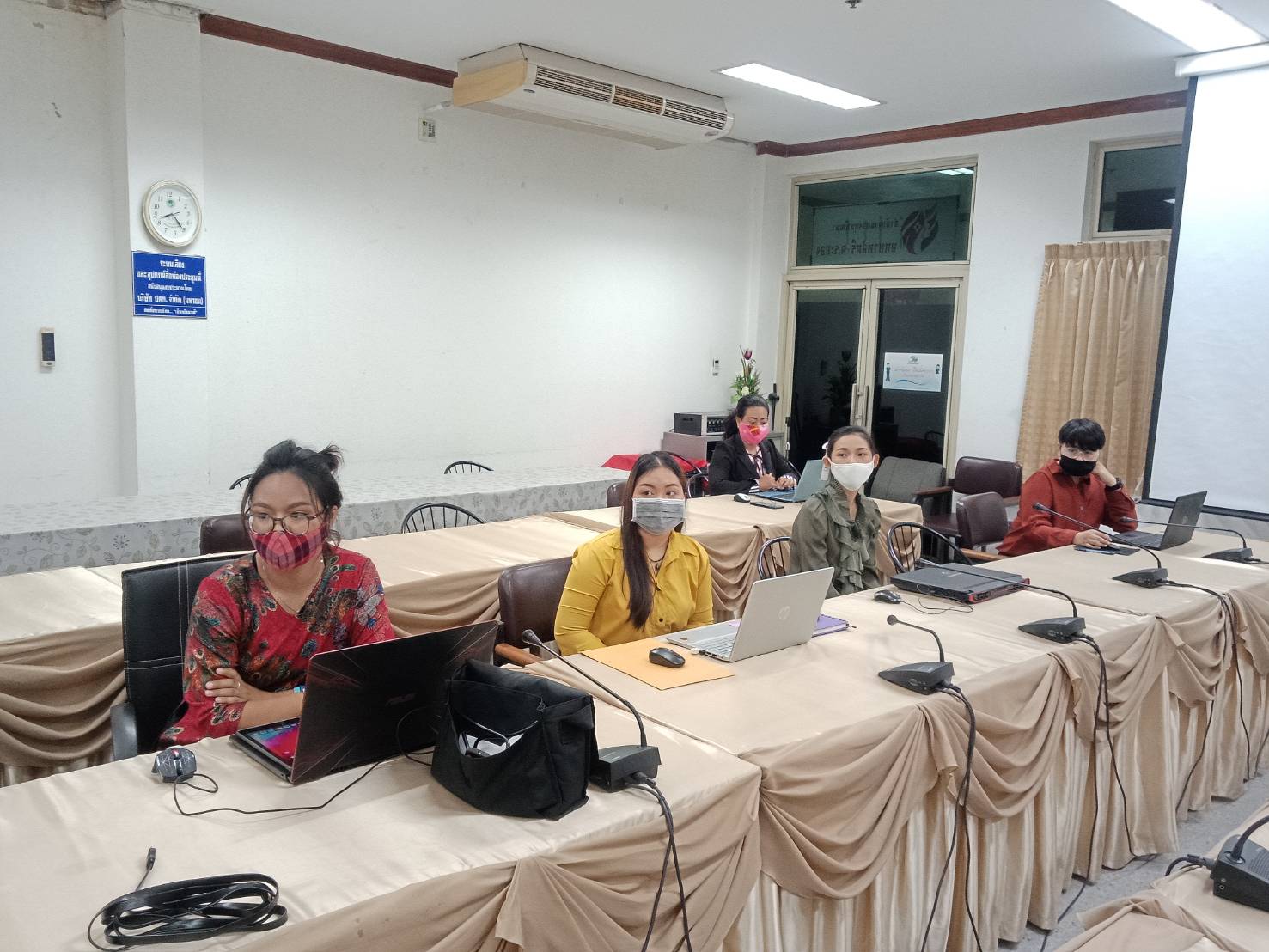 “พัฒนาชุมชนจังหวัดระยอง ดำเนินการคัดเลือกบุคคลเพื่อจ้างเป็นนักการตลาดรุ่นใหม่ (OTOP)”