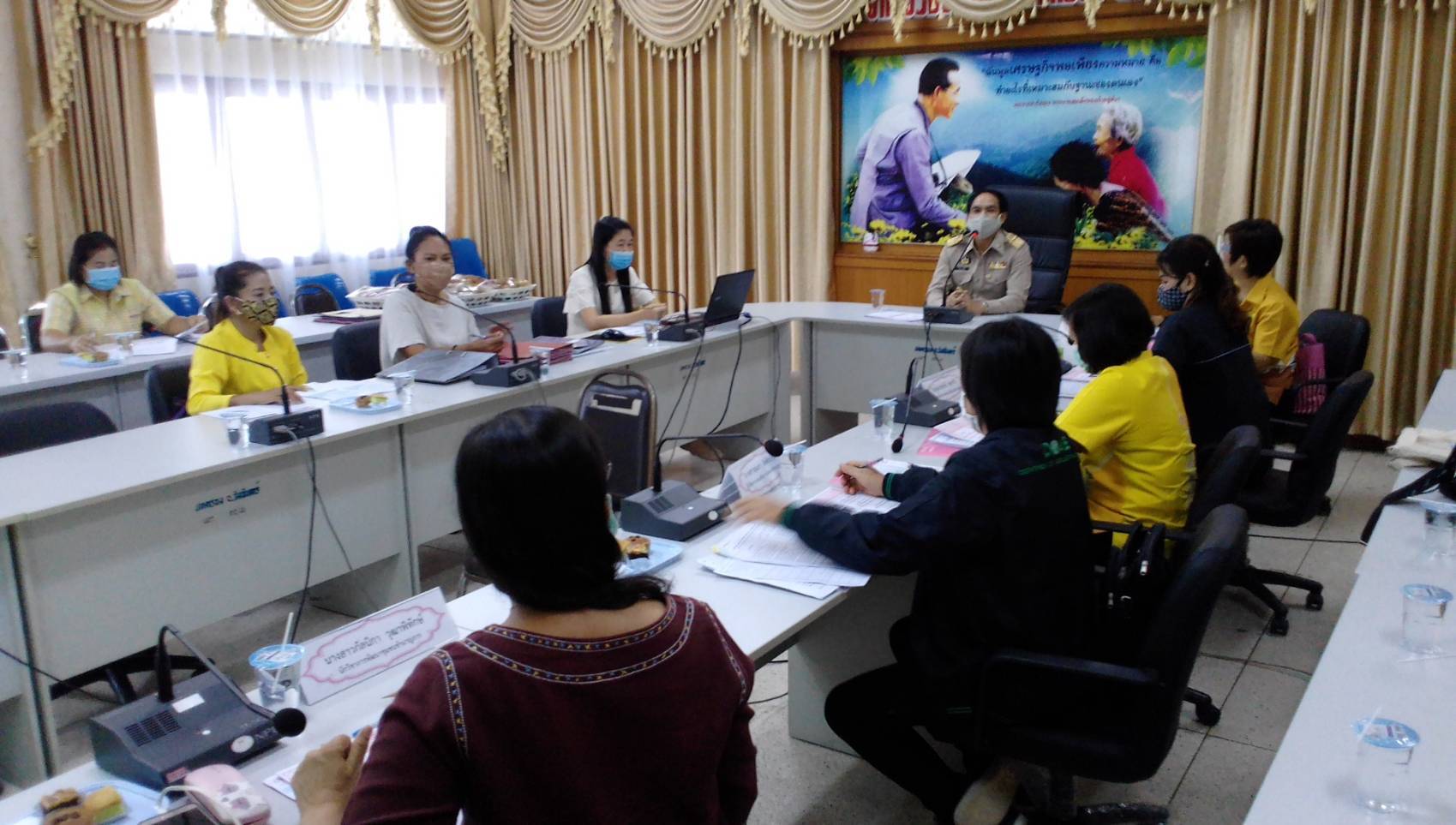 “พัฒนาชุมชนจังหวัดระยอง ลงพื้น..ที่เฟ้นคัดเลือกคนกองทุนพัฒนาบทบาทสตรีดีเด่น ปี 2563 (วันที่ 4)”