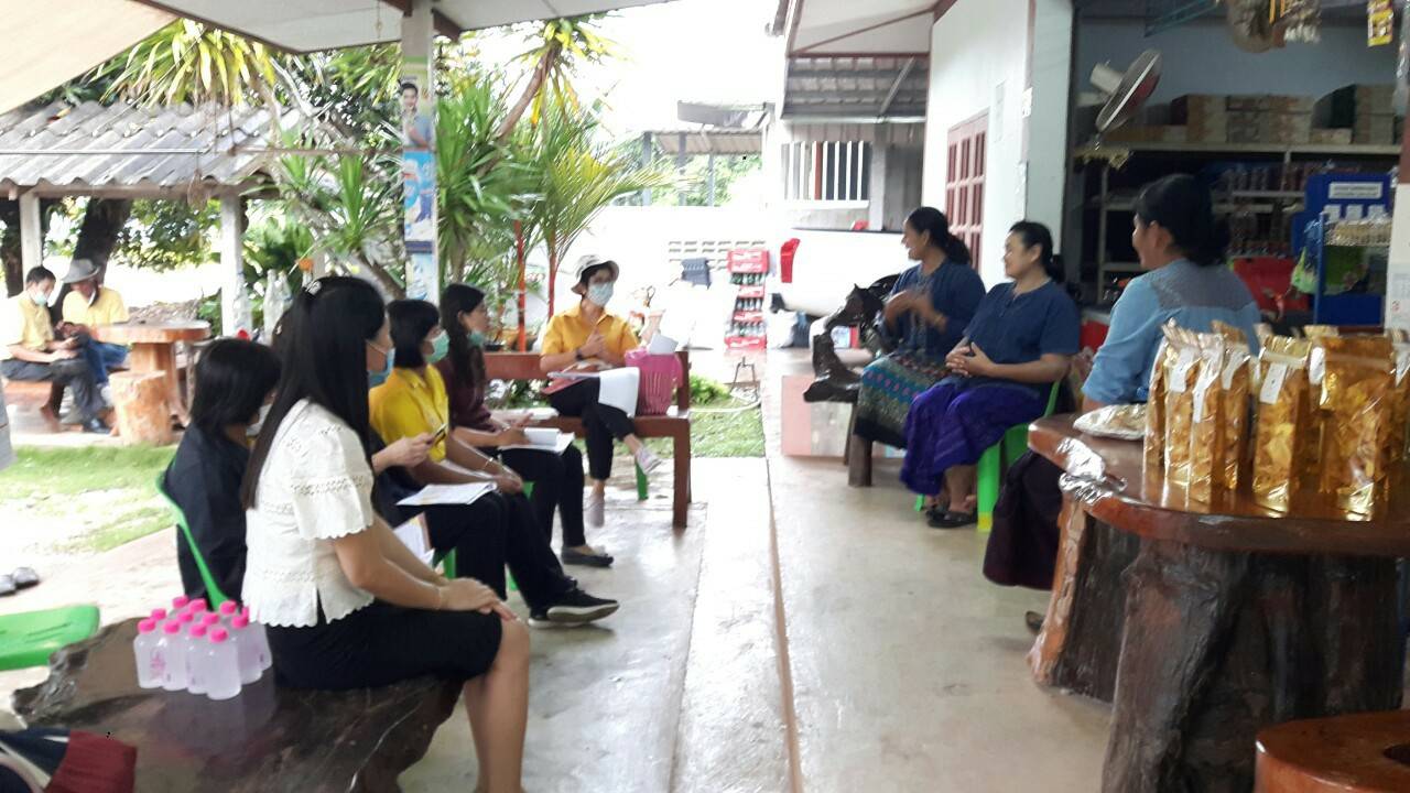 “พัฒนาชุมชนจังหวัดระยอง ลงพื้น..ที่เฟ้นคัดเลือกคนกองทุนพัฒนาบทบาทสตรีดีเด่น ปี 2563 (วันที่ 4)”