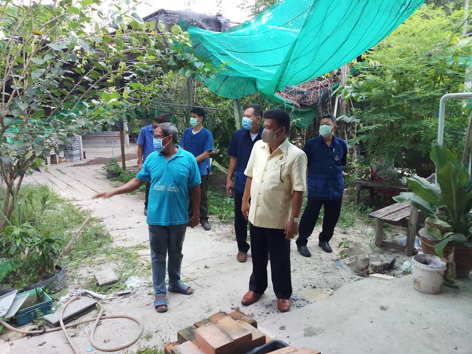 “พัฒนาการจังหวัด​ระยอง… ออกเยี่ยม กิจกรรมเศรษฐกิจพอเพียงของที่ปรึกษาพัฒนาการจังหวัดระยอง และพบปะพูดคุยกับทีมงานโคกหนองนาโมเดลอำเภอบ้านค่าย”