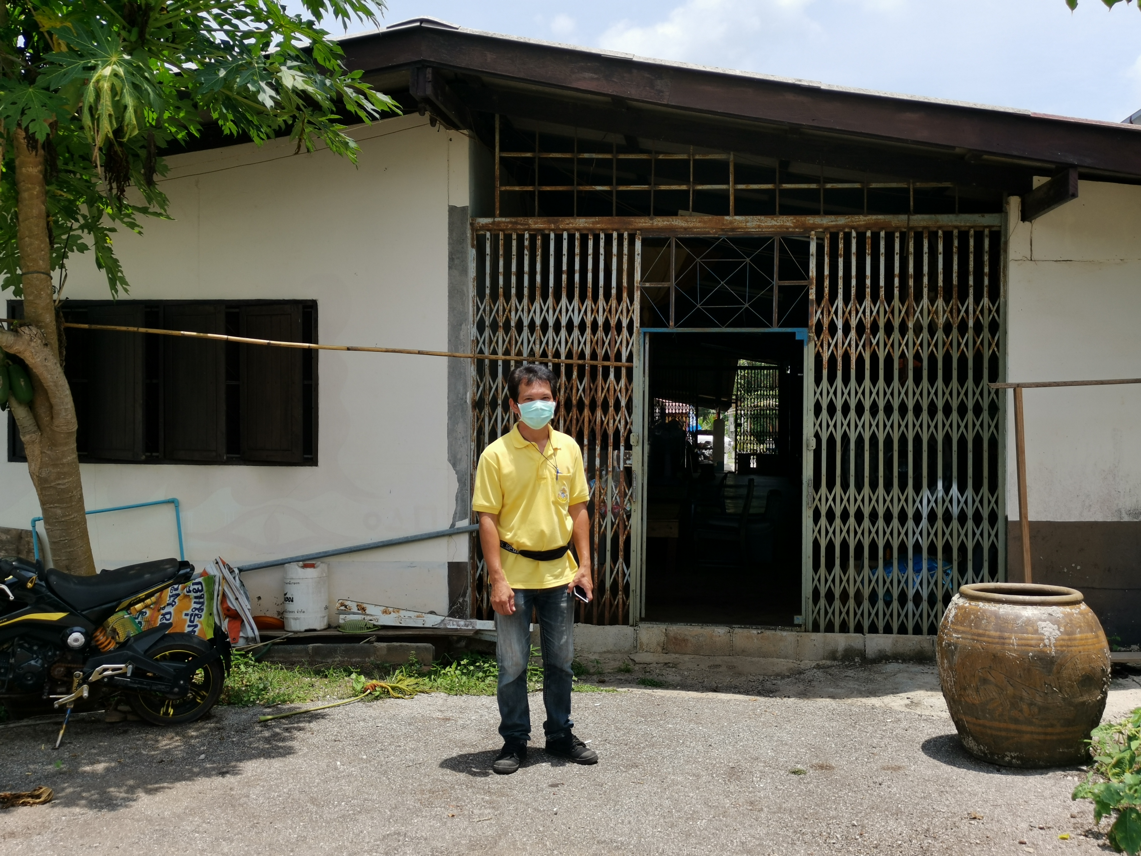 “พัฒนาชุมชนจังหวัดรเยอง ลงพื้นที่ติดตามการขับเคลื่อนครัวเรือนสัมมาชีพชุมชน อำเภอเขาชะเมา”