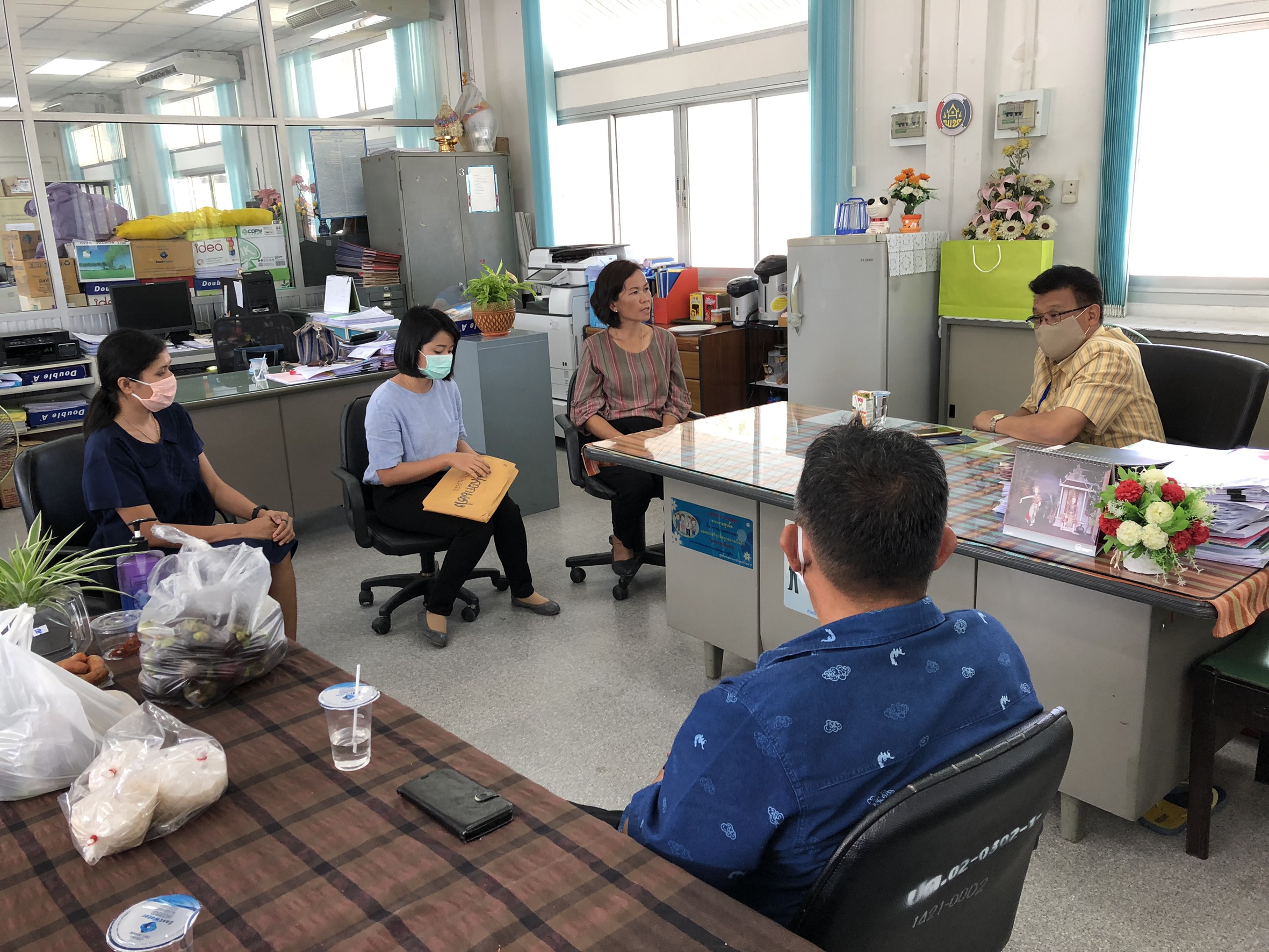 “พัฒนาการจังหวัดระยอง ลงพื้นที่ติดตามการขับเคลื่อนครัวเรือนสัมมาชีพชุมชน อำเภอบ้านฉาง”