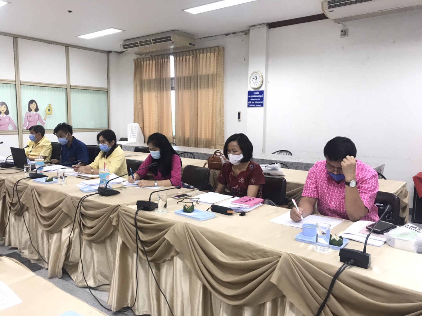 “พช.ระยอง …ประชุมจัดทำตัวชี้วัดและค่าเป้าหมายการประเมินผลการปฏิบัติราชการ รอบประเมินที่ 2 ปี 2563”