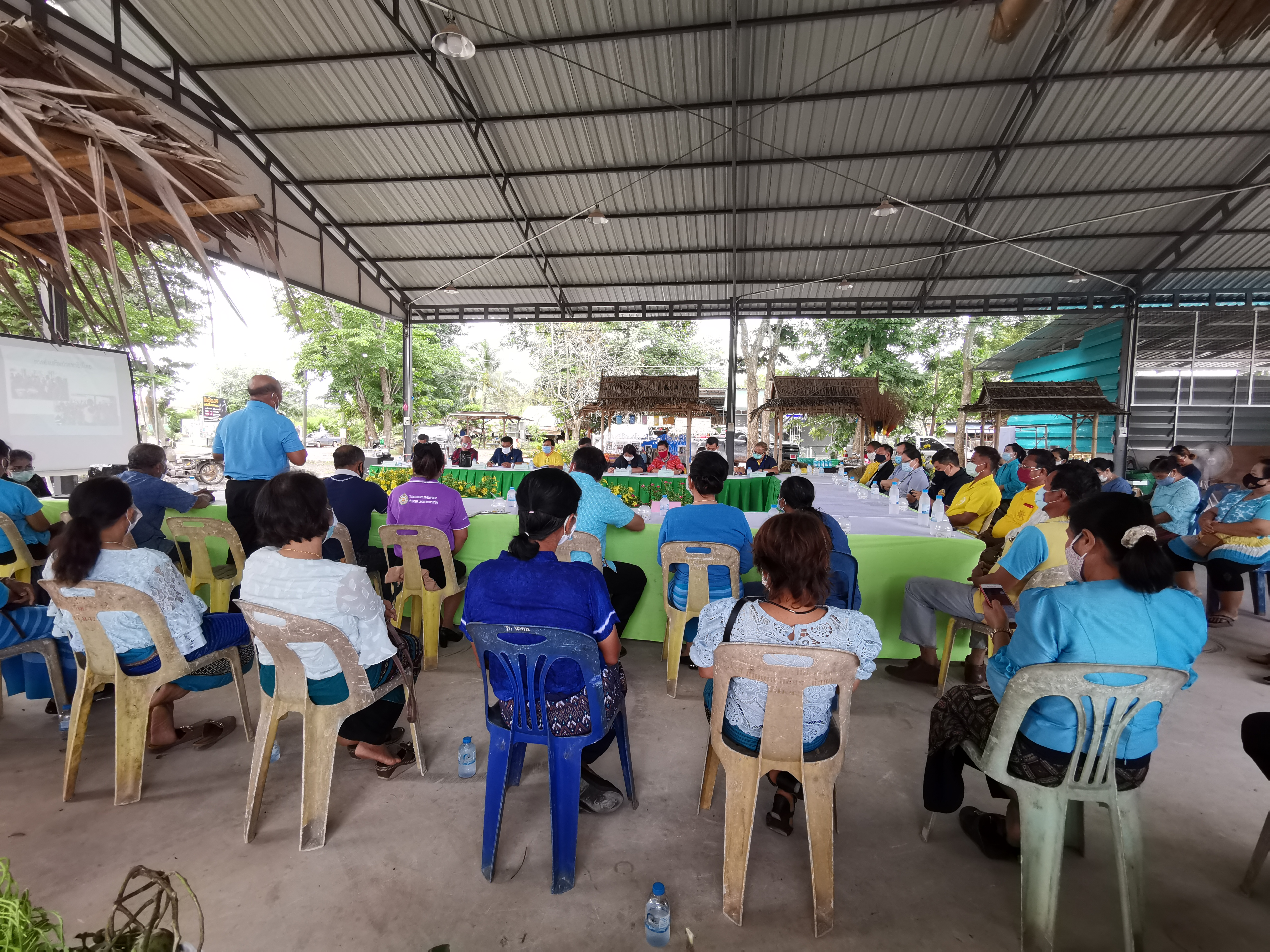 “พช.ระยอง”  วัน ที่ 10/10/2563 เวลา 10.00 น.  ดำเนินการคัดสรรกิจกรรมพัฒนาชุมชนดีเด่น ประจำปี 2563 ณ ศาลาหมู่บ้านพลงตาเอี่ยม หมู่ที่ 3 ตำบลพลงตาเอี่ยม อำเภอวังจันทร์ จังหวัดระยอง